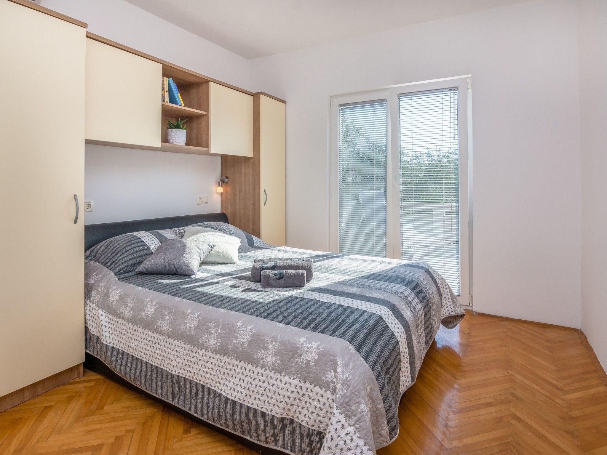 Apartment Radovic Nives-Image-tags.info