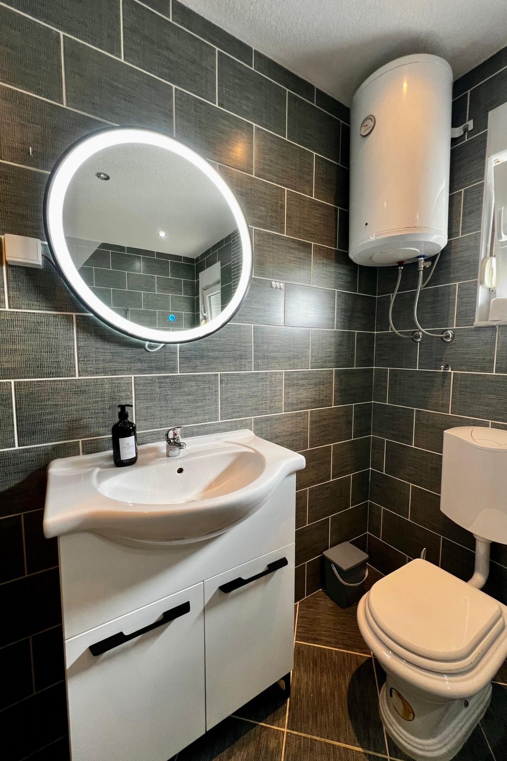 App Kajtazovic 6-Image-tags.info