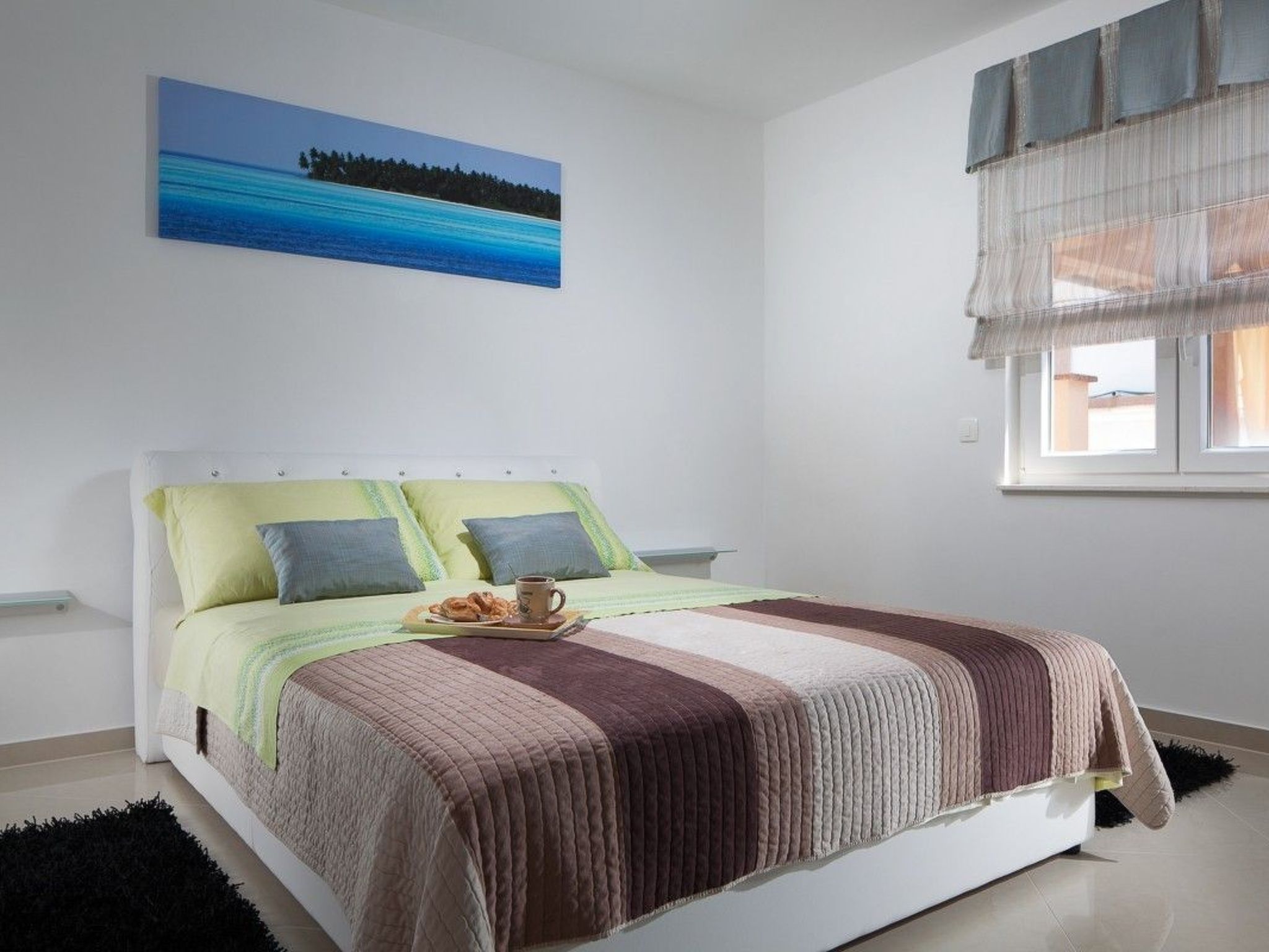 Apartment Vista 1-Image-tags.info