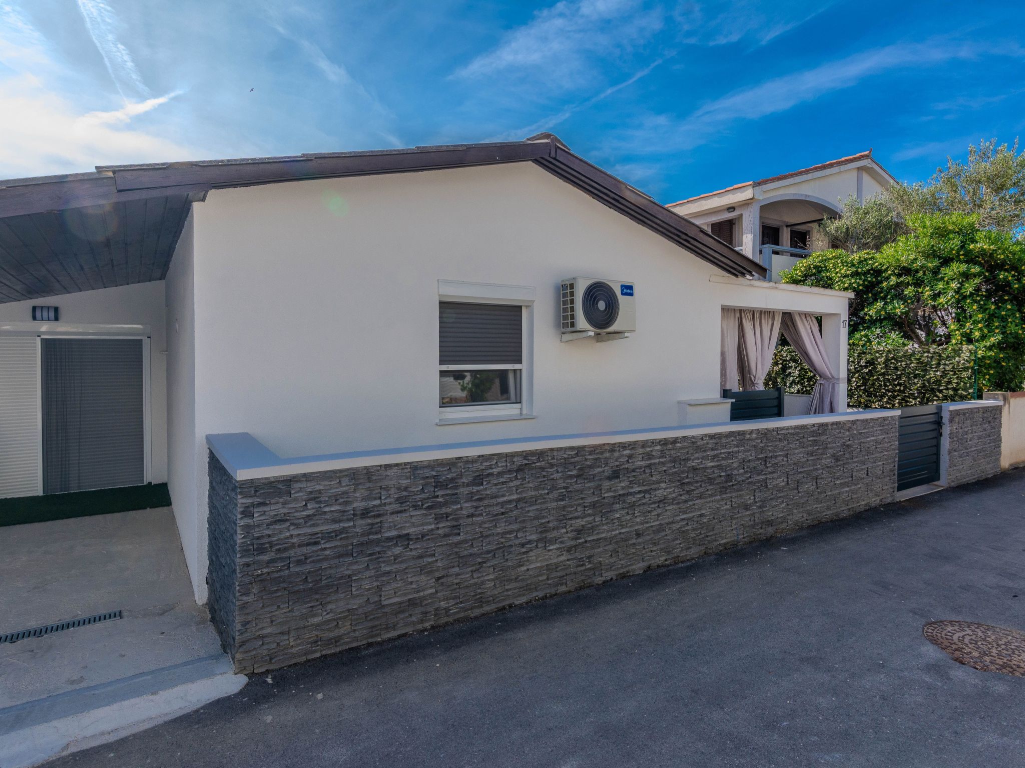 Holiday home Bukal-Image-tags.info