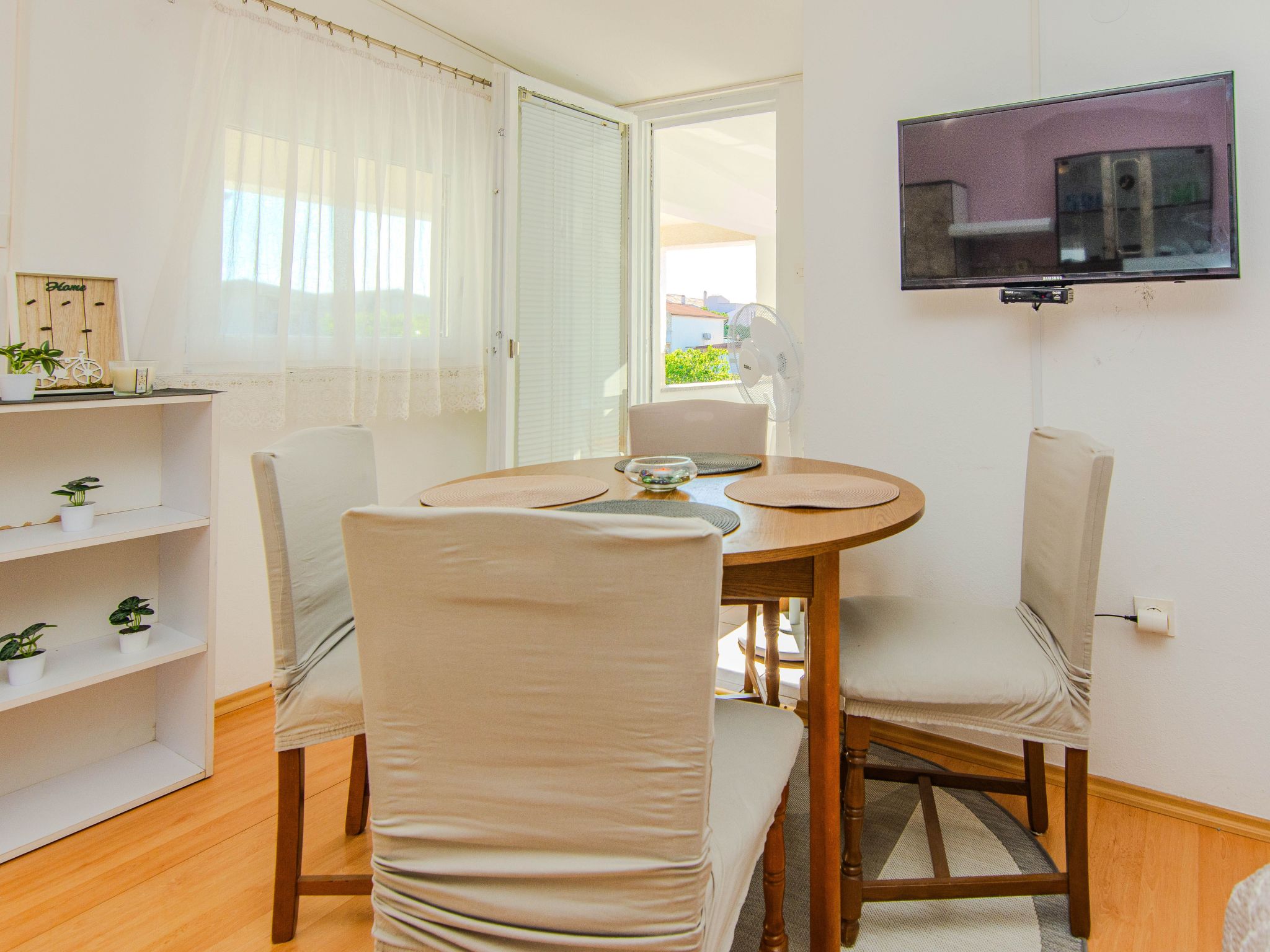 App Ladika 1-Image-tags.info