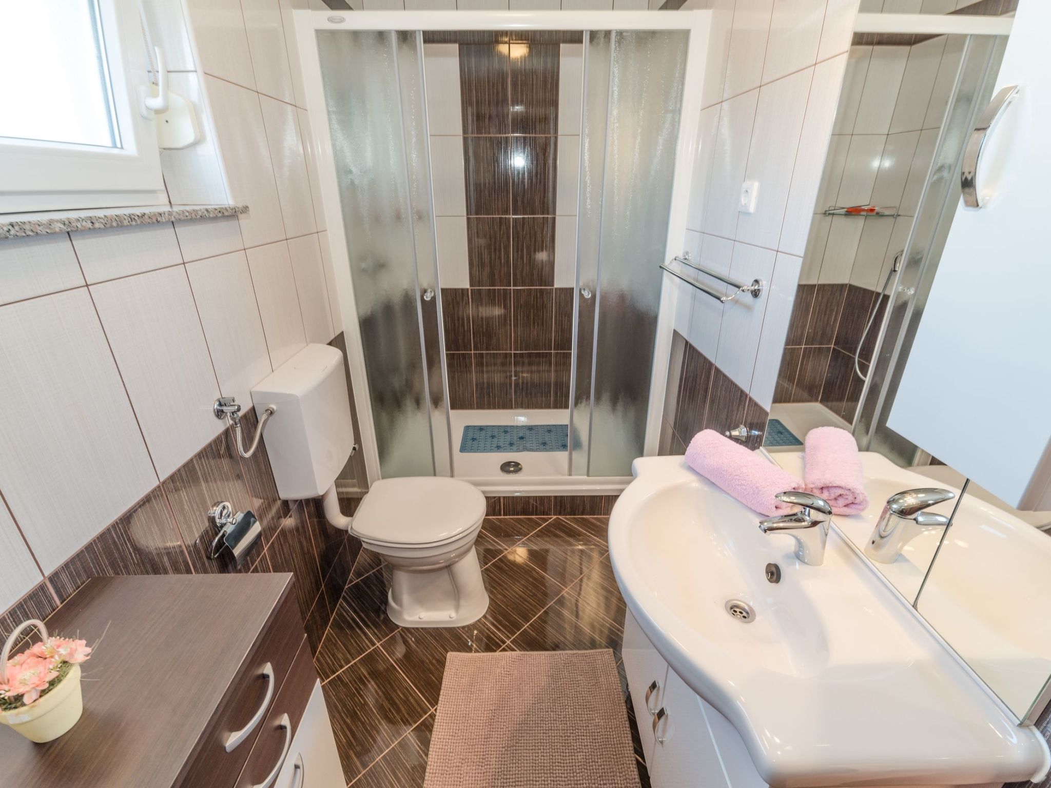 Apartment Hudic 1-Image-tags.info