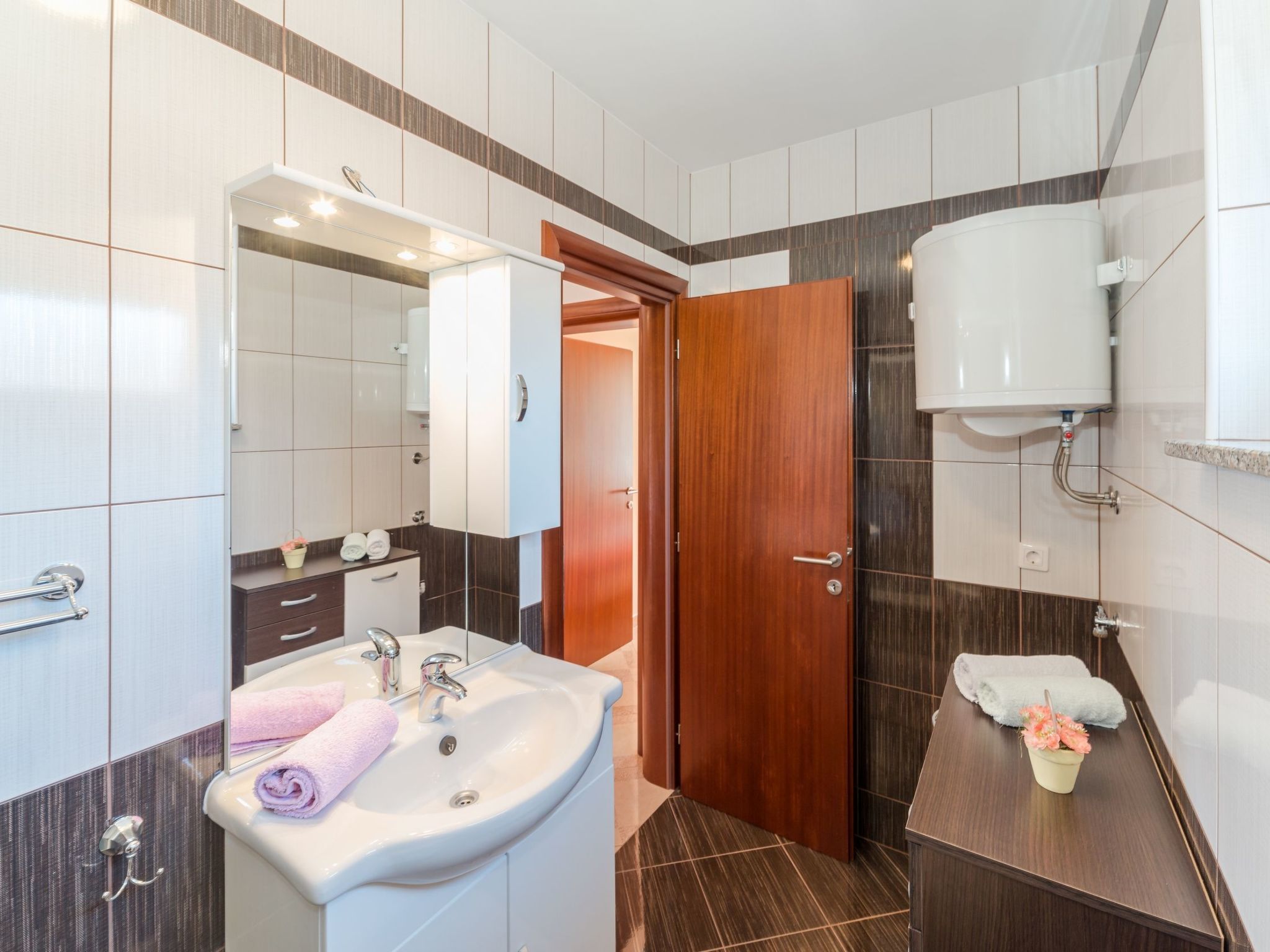 Apartment Hudic 1-Image-tags.info