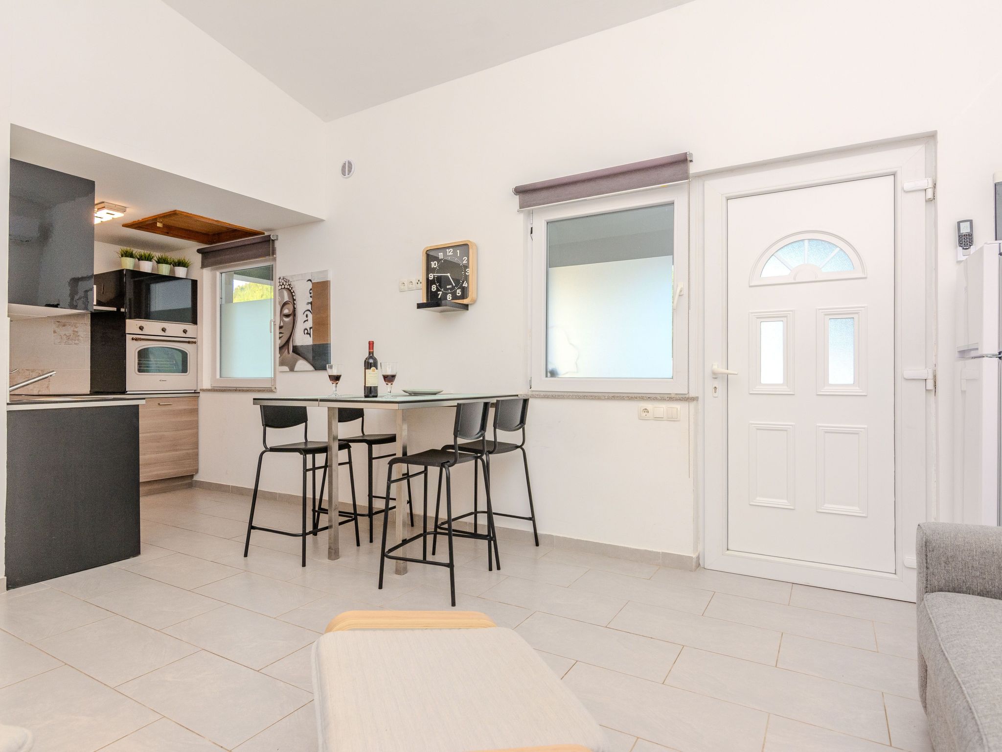 HH Stjepanovic-Image-tags.info