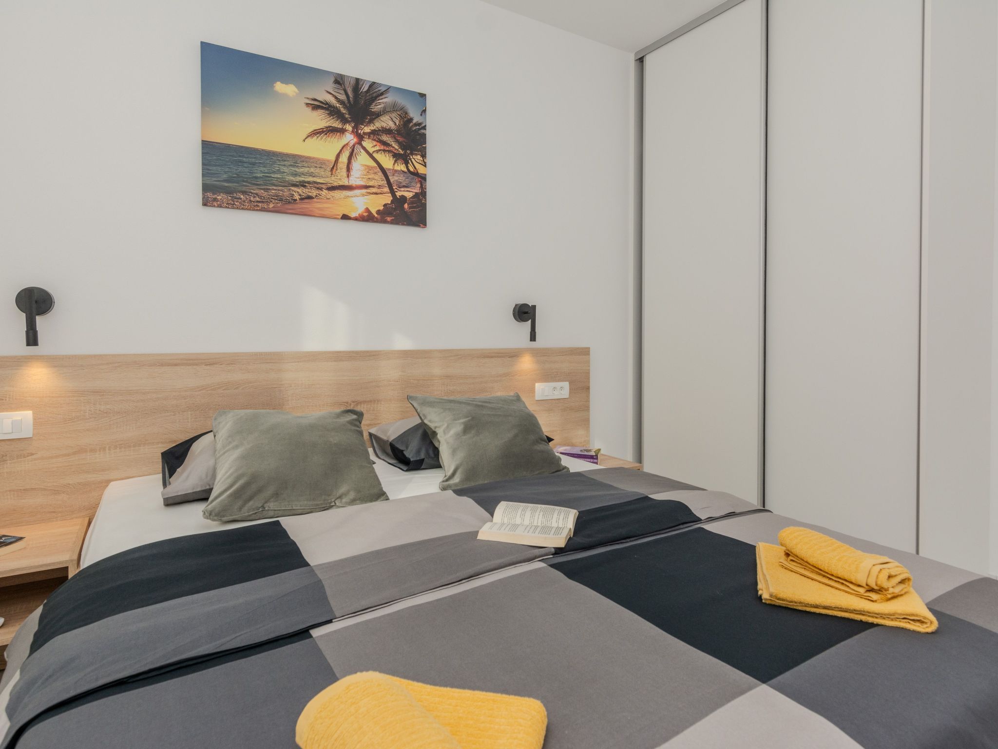 Apartment Fil Cosic 2-Image-tags.info