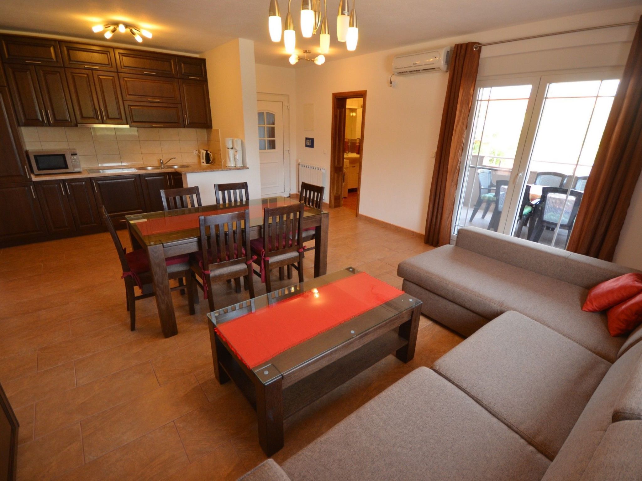 Apartment Komljen 4-Image-tags.info