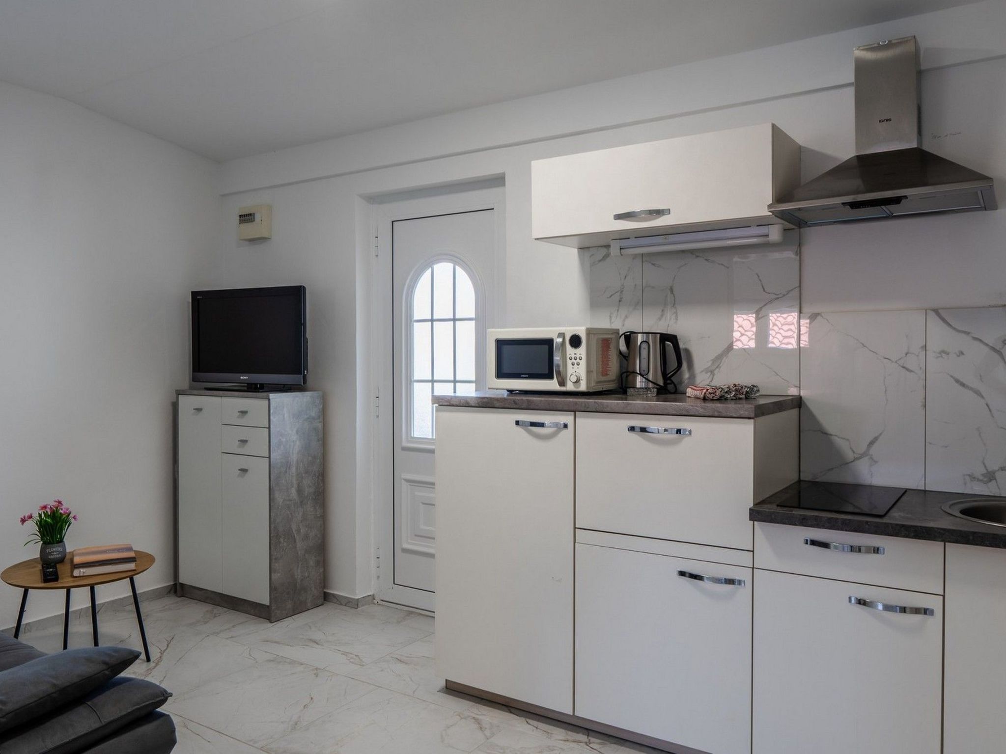 Apartment Kristija 2-Image-tags.info