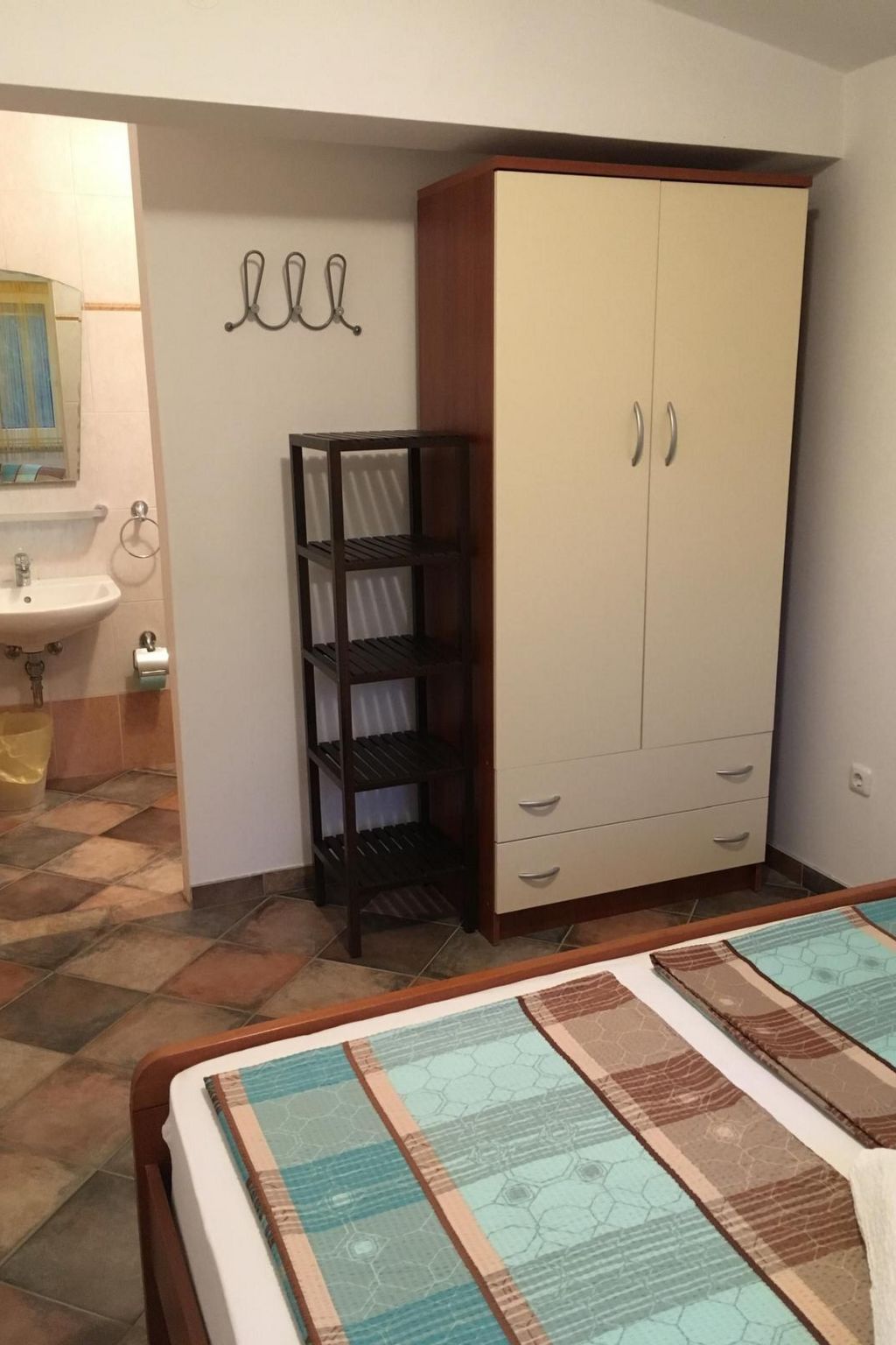 Apartment Pranic 2-Image-tags.info