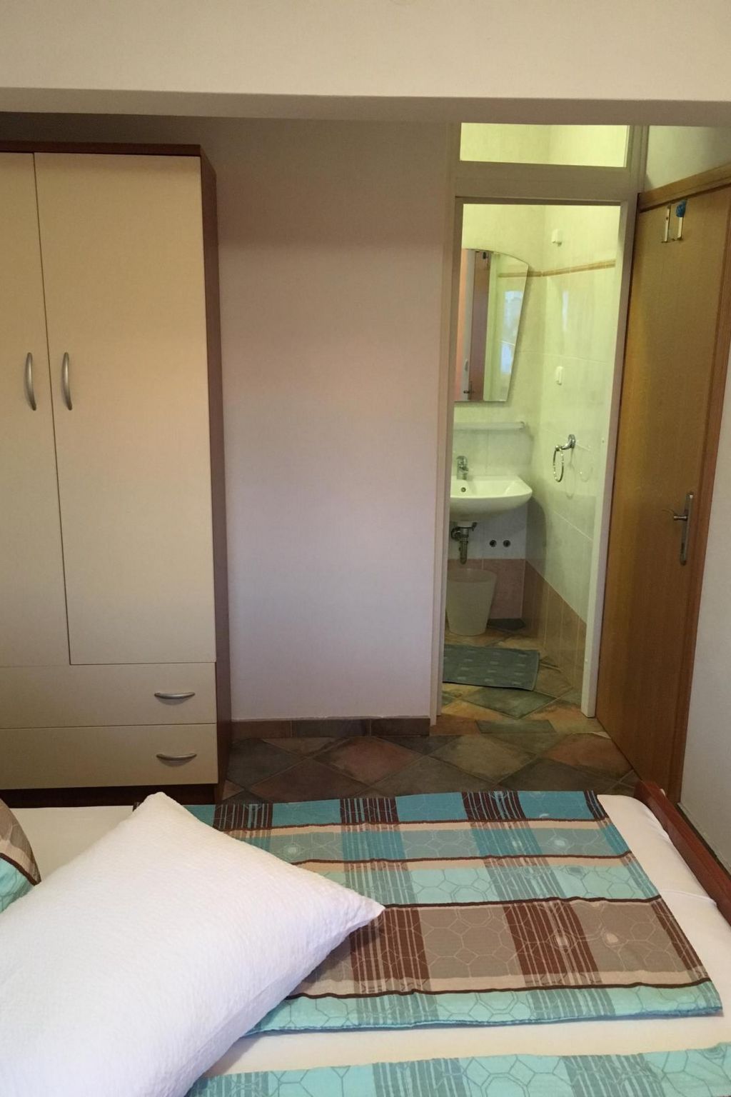 Apartment Pranic 2-Image-tags.info