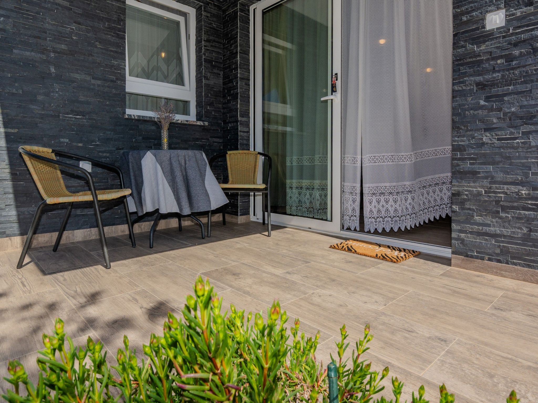 Apartment Mutak-Image-tags.info