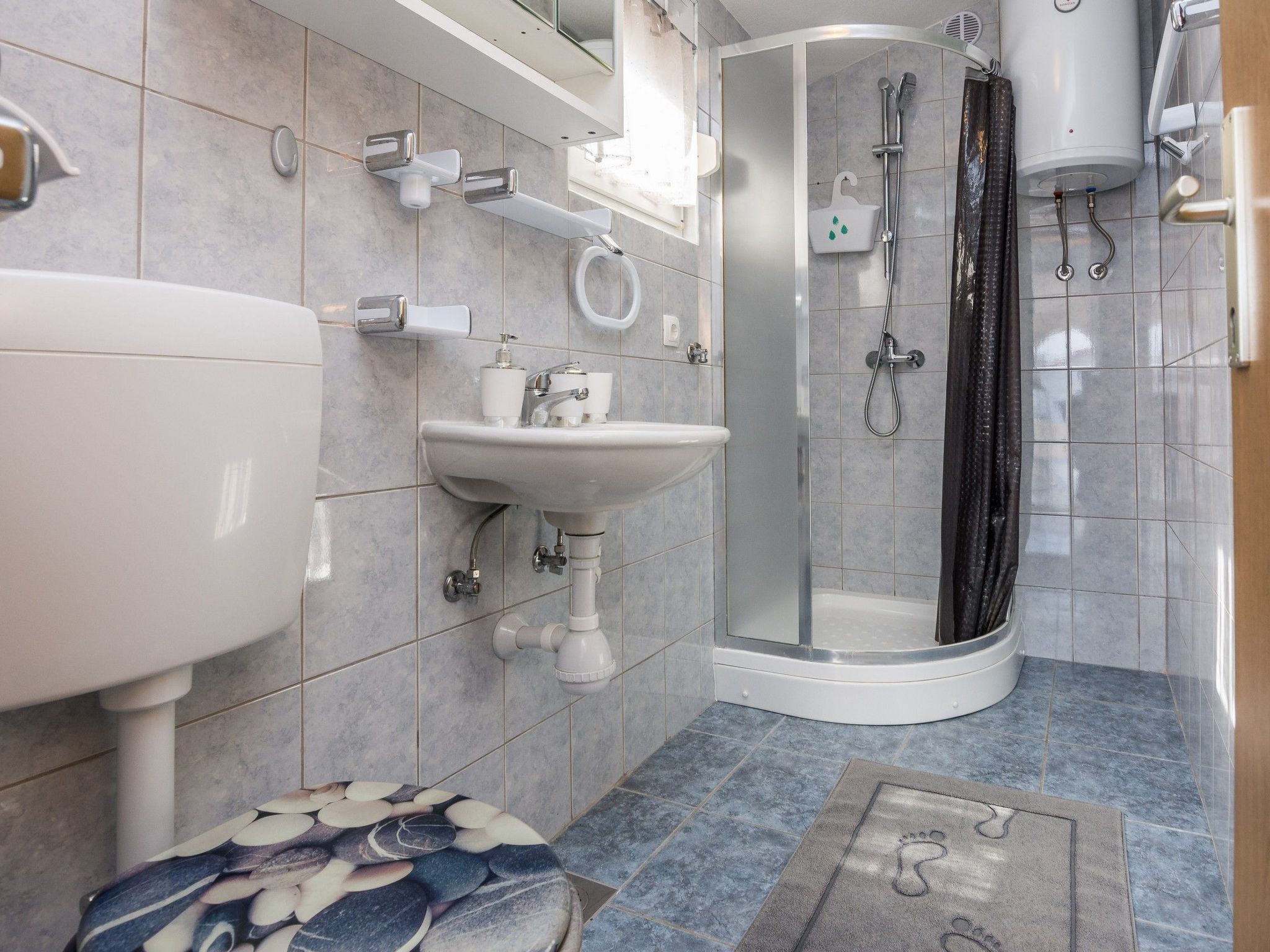 Apartment Wenig-Image-tags.info