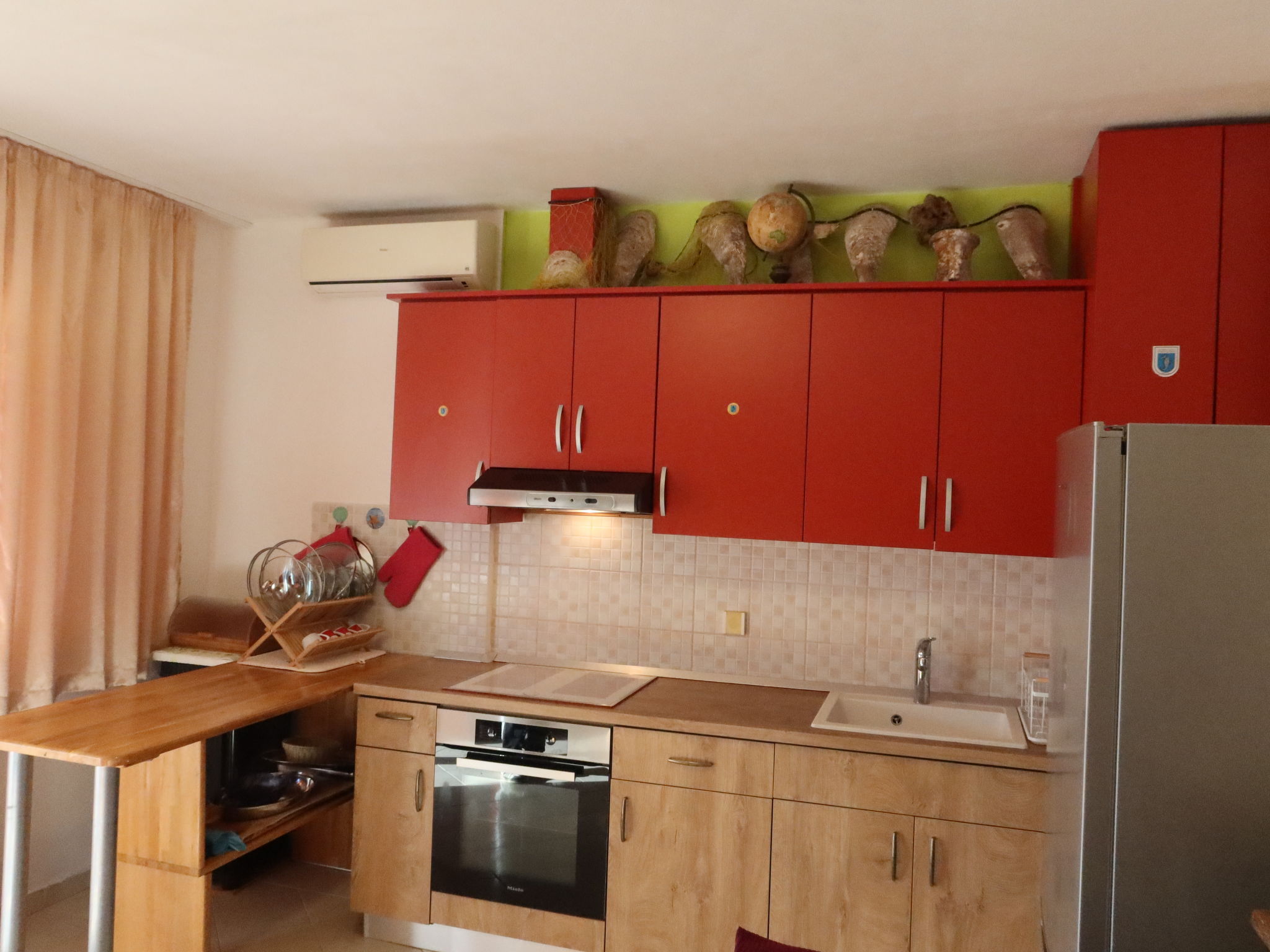 Zonnig appartement aan zee in Privlaka, vlakbij het strand - foto 8