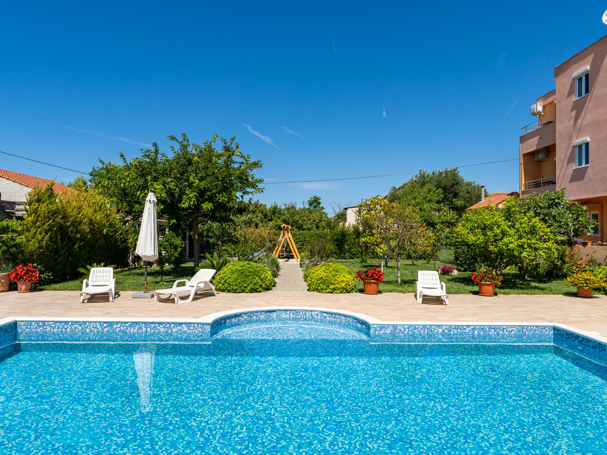 Bonex — Pool Outdoor (3 of 28)