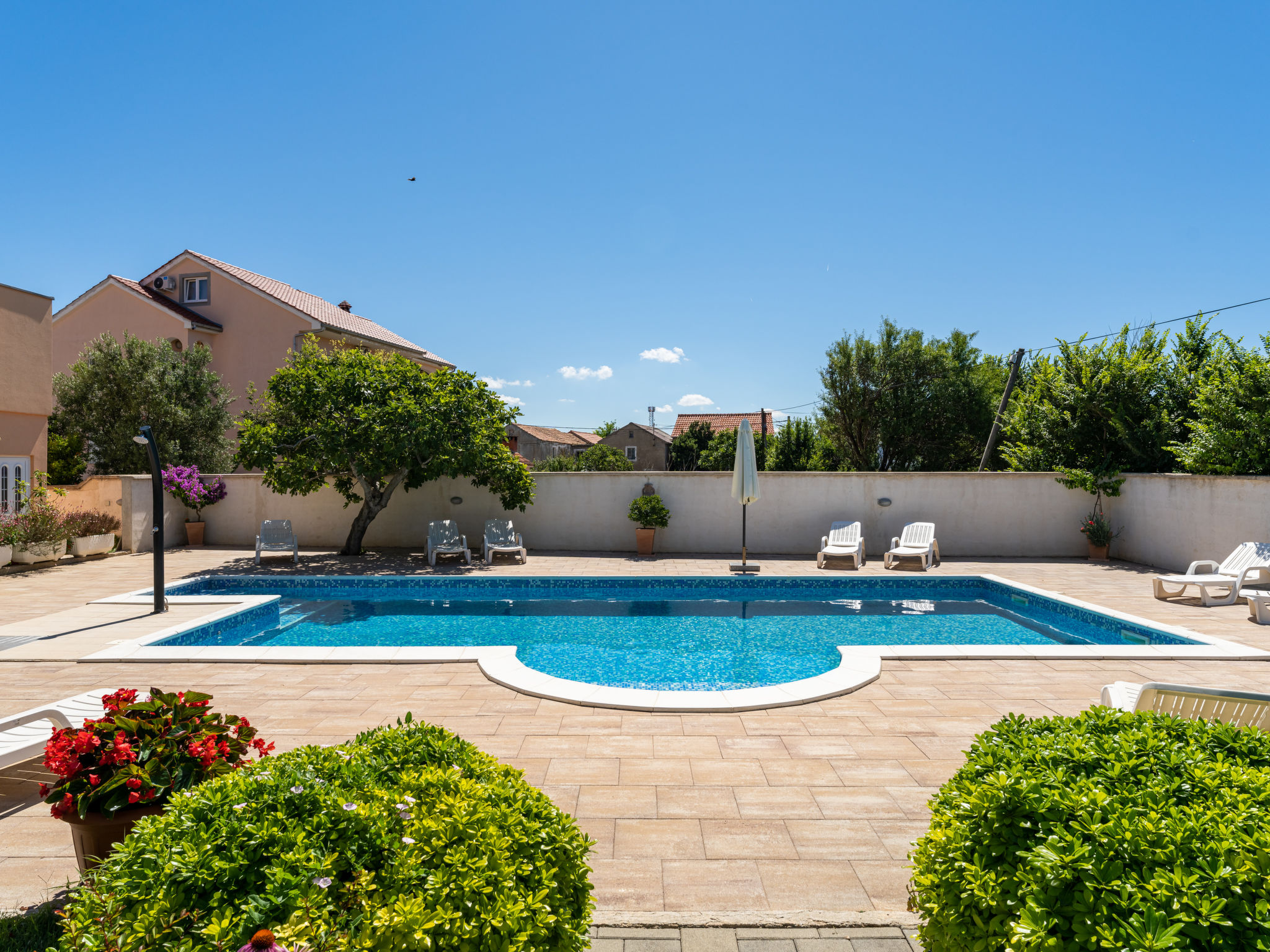 Bonex — Pool Outdoor (2 of 26)