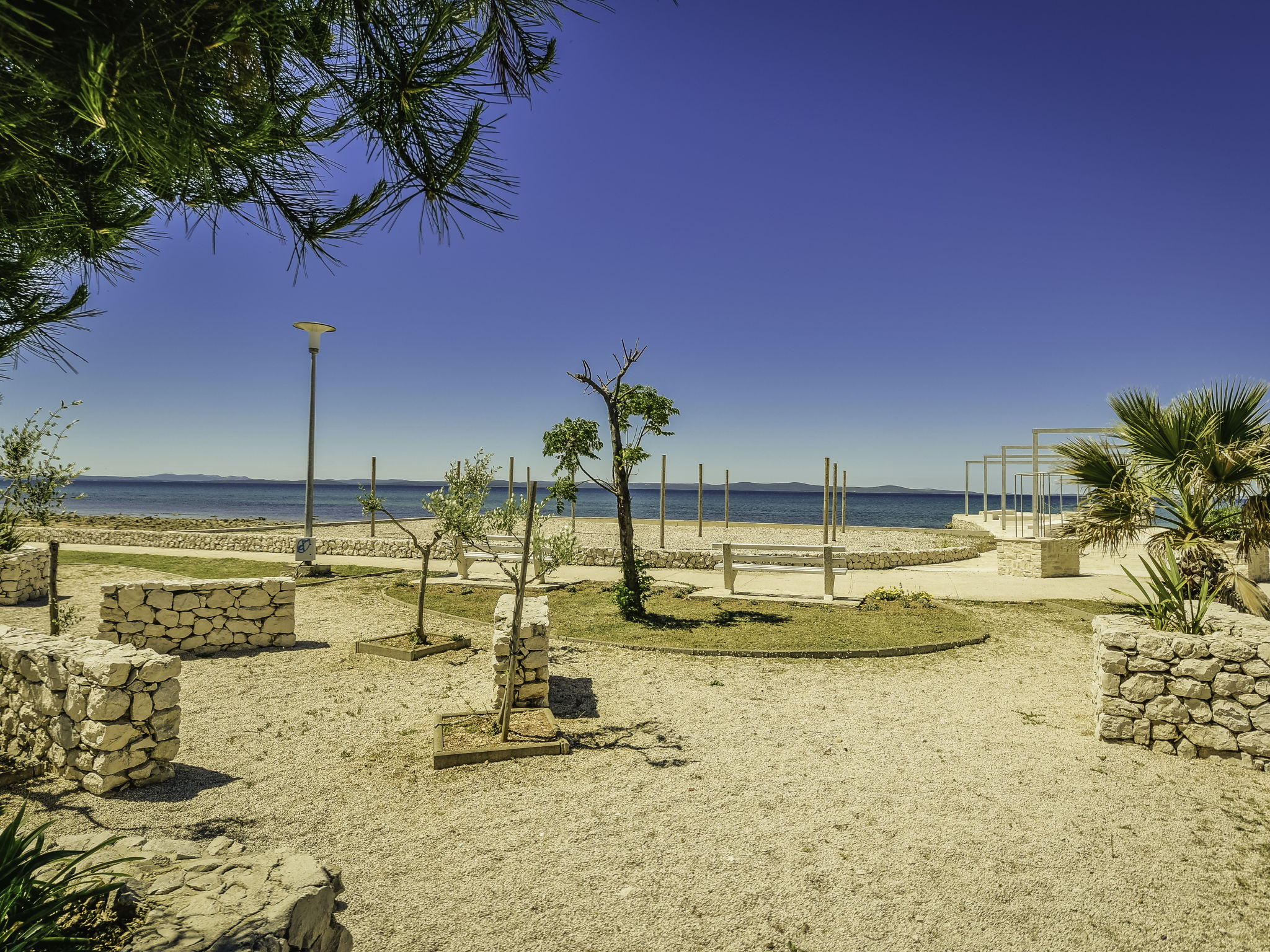 Romantische Villa mit Pool und Sauna, in Strandnähe-Environnement