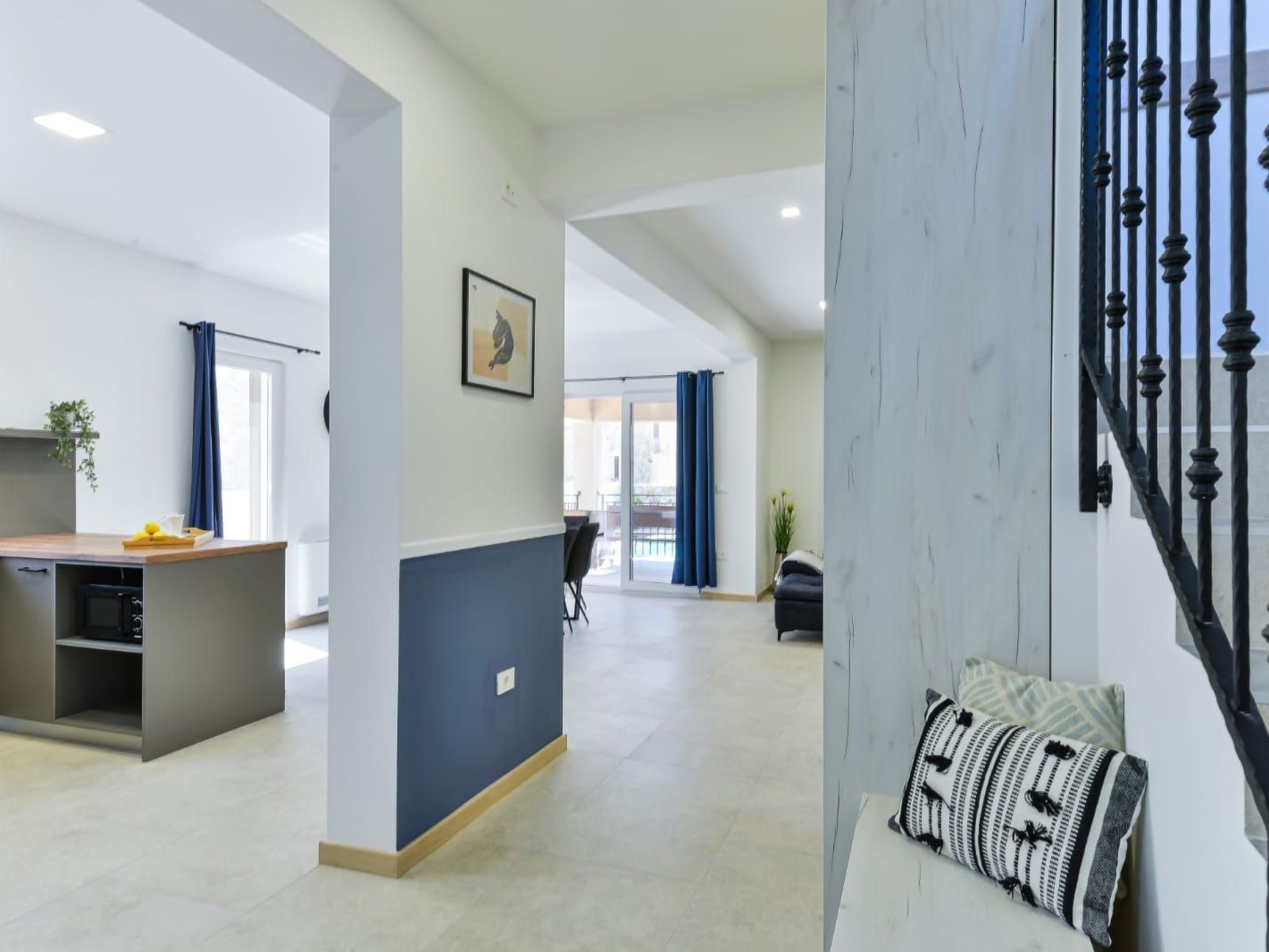 Romantische Villa mit Pool und Sauna, in Strandnähe-Image-tags.info