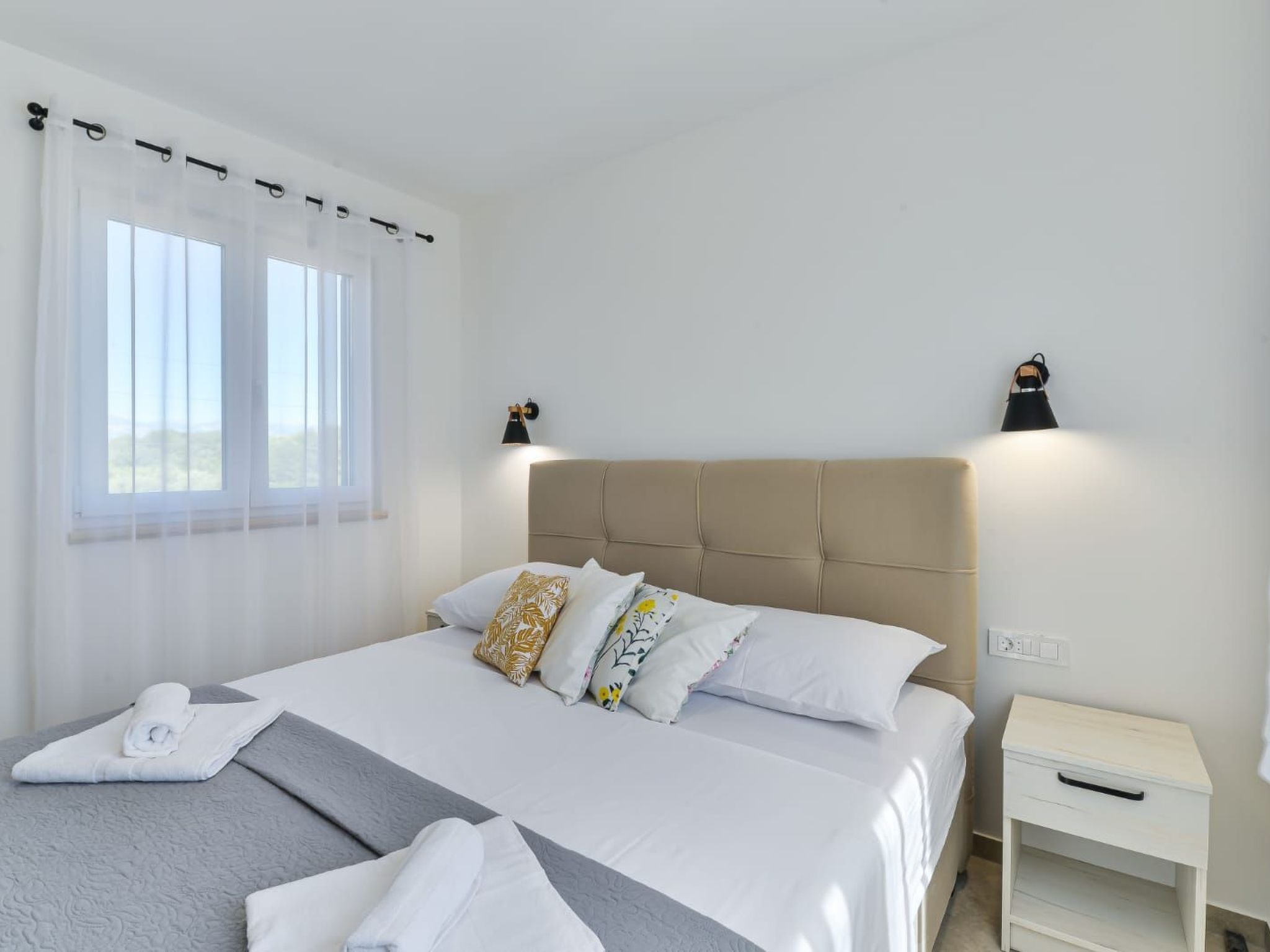 Romantische Villa mit Pool und Sauna, in Strandnähe-Image-tags.info