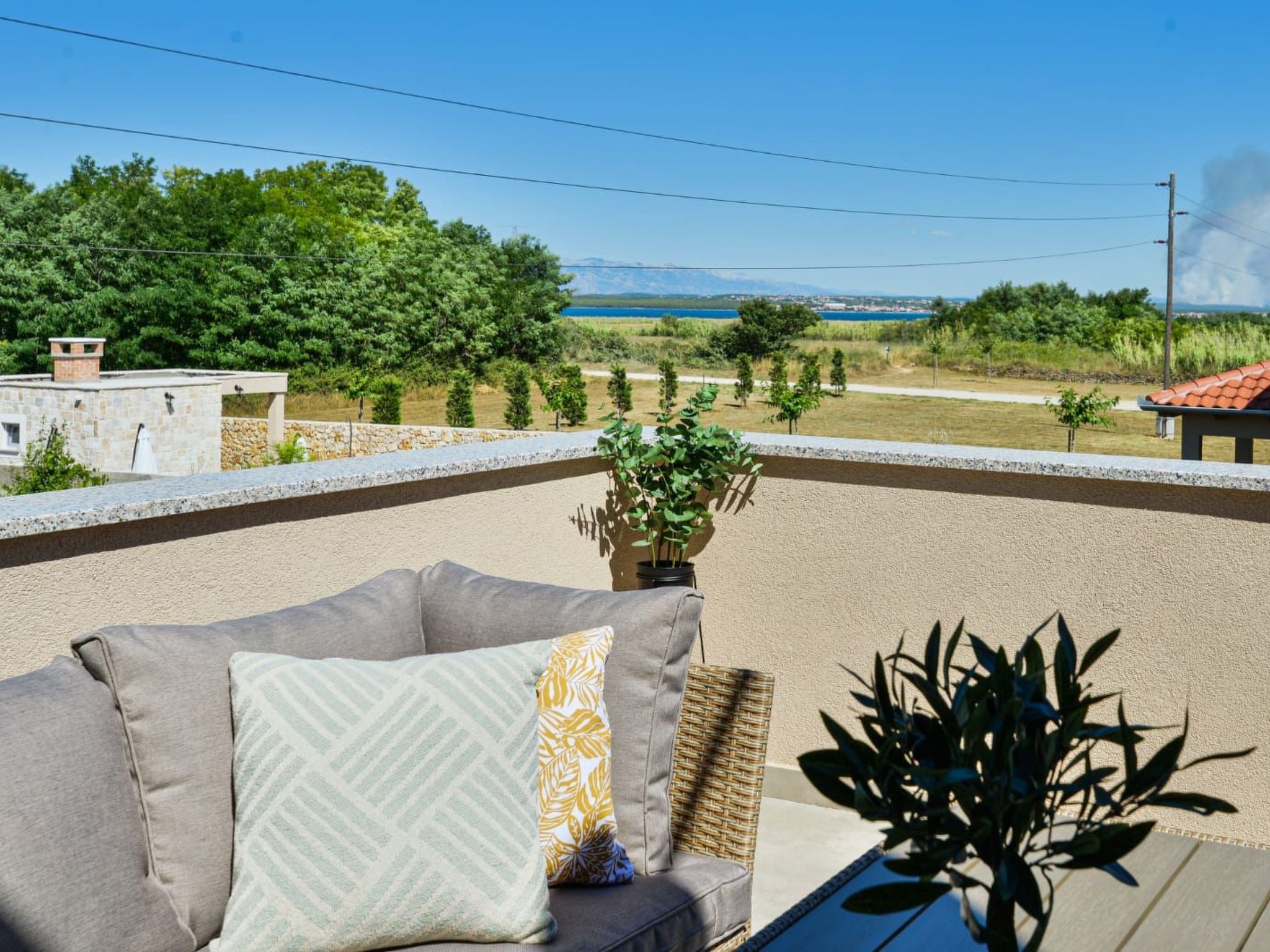 Romantische Villa mit Pool und Sauna, in Strandnähe-Image-tags.info