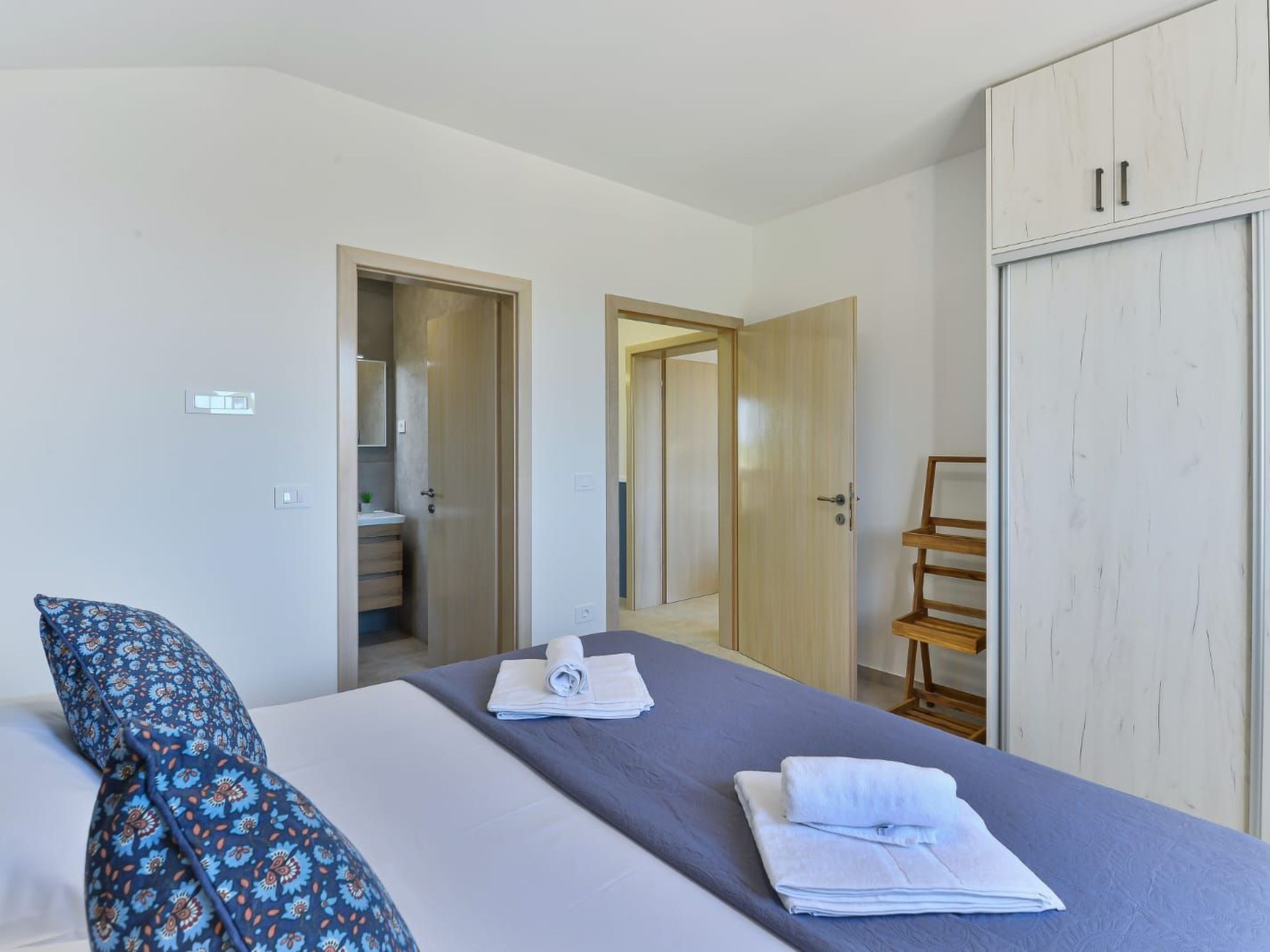 Romantische Villa mit Pool und Sauna, in Strandnähe-Image-tags.info