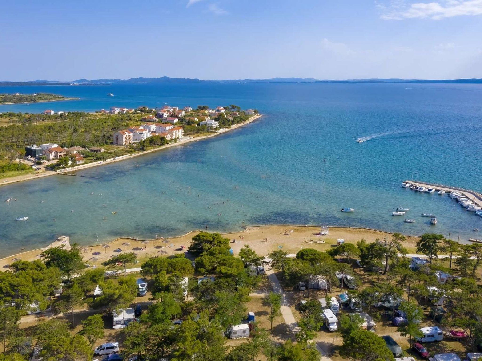 Steinvilla mit Pool, Meerblick, Nähe Sandstrand-Image-tags.info