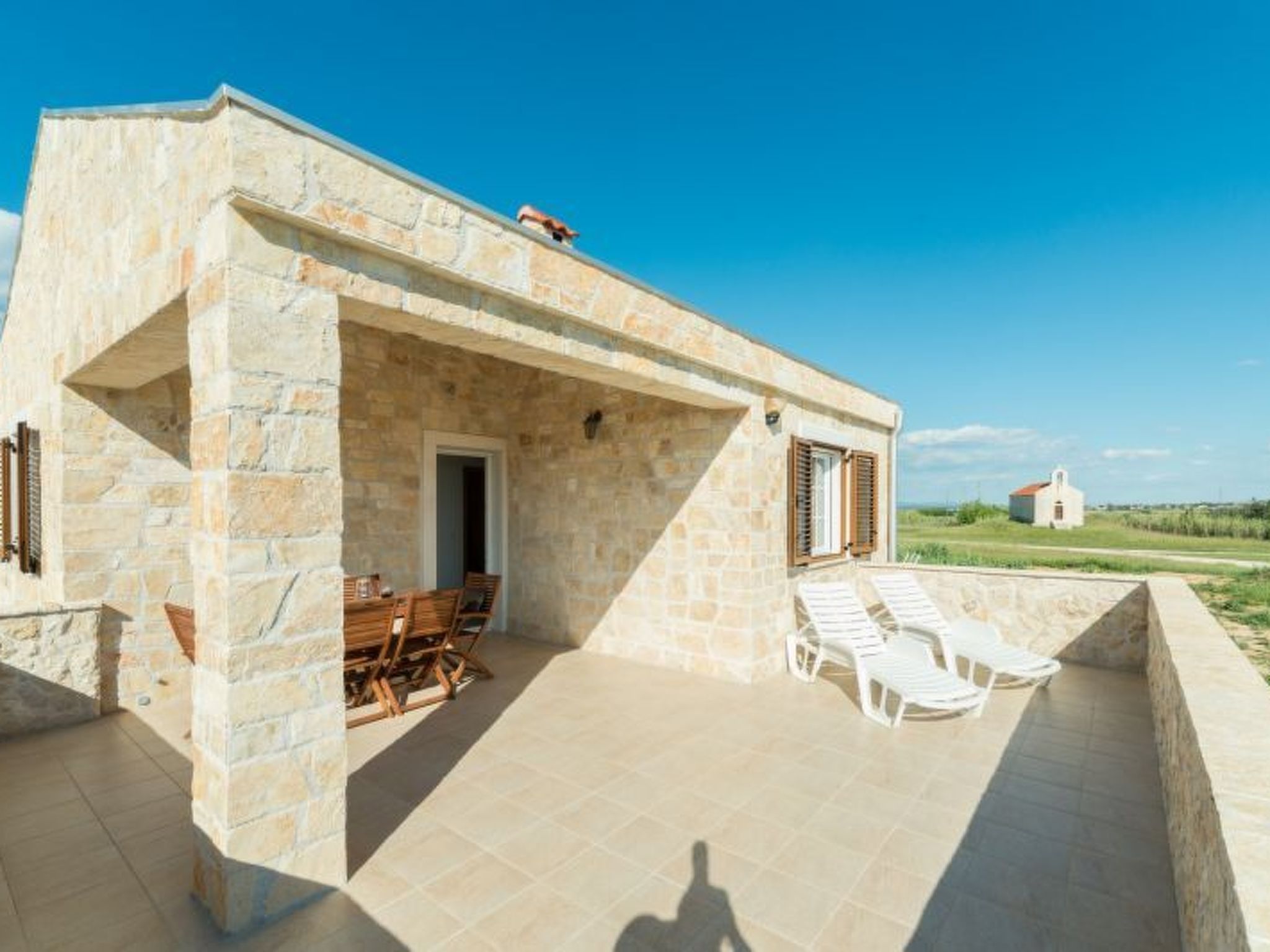 Steinvilla mit Pool, Meerblick, Nähe Sandstrand-Image-tags.info