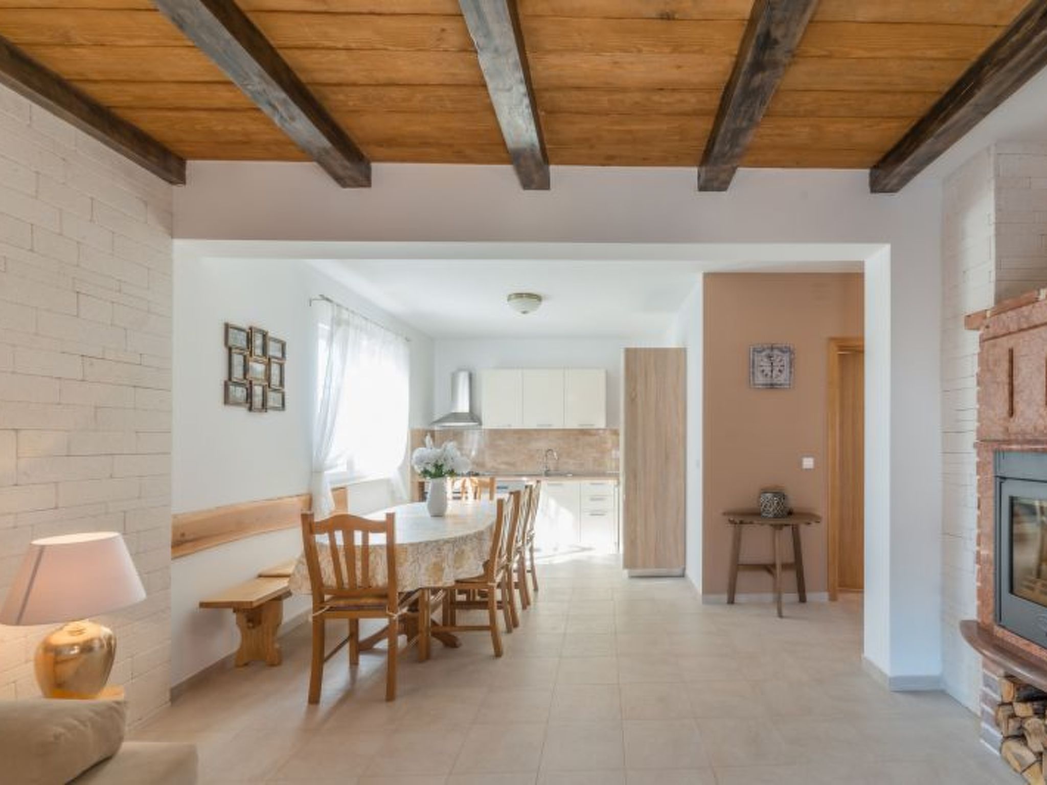 Steinvilla mit Pool, Meerblick, Nähe Sandstrand-Image-tags.info