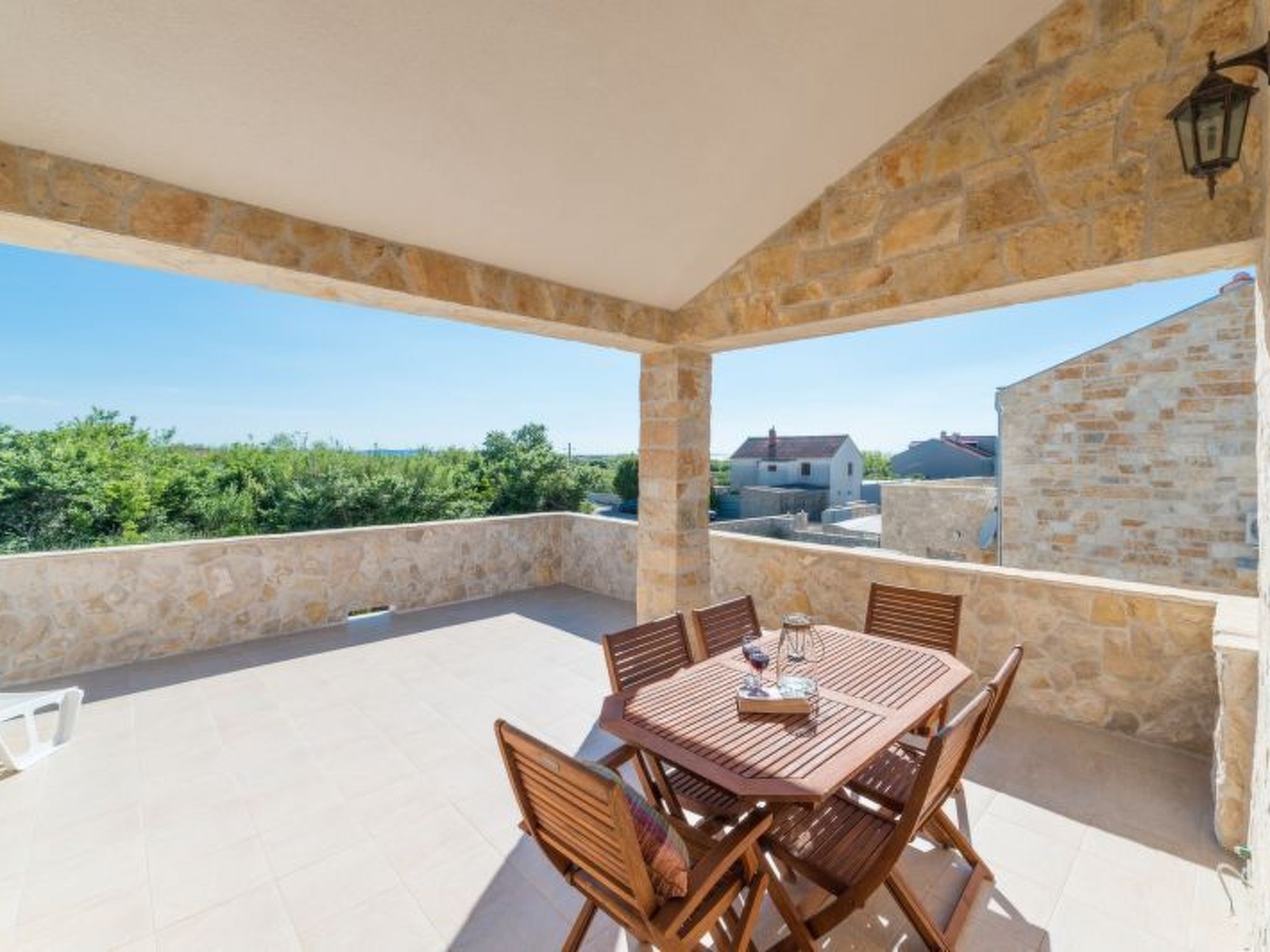 Steinvilla mit Pool, Meerblick, Nähe Sandstrand-Image-tags.info