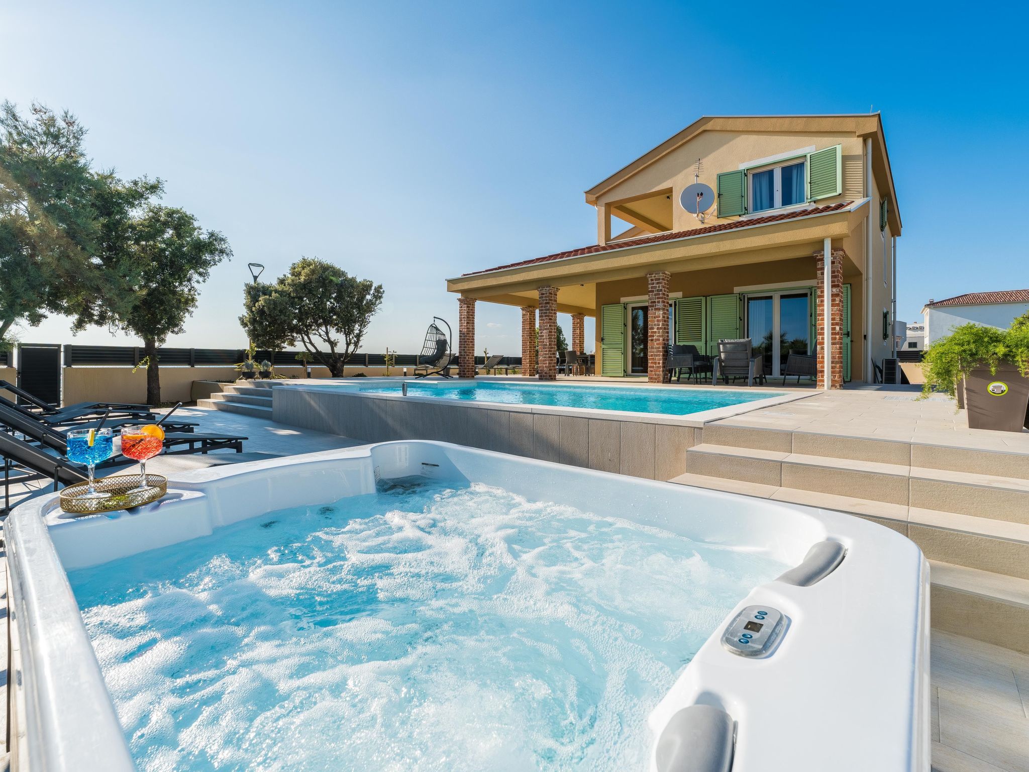 Villa "Mar" am Strand mit beheiztem Pool, Jacuzzi-Image-tags.info