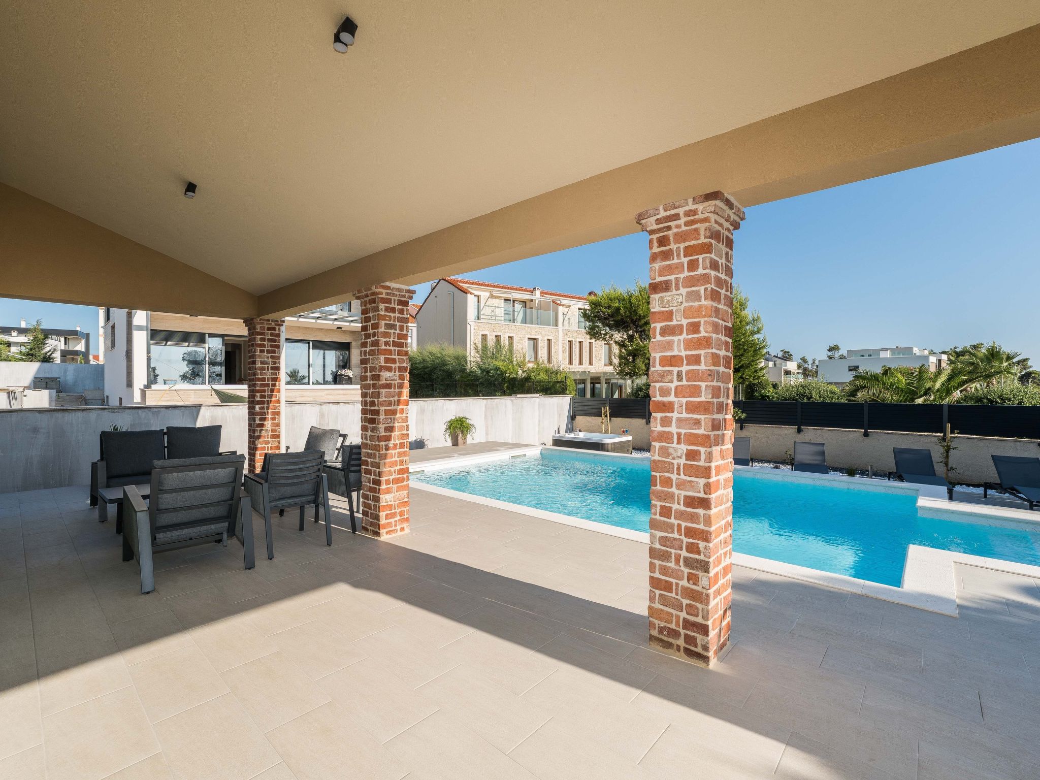 Villa "Mar" am Strand mit beheiztem Pool, Jacuzzi-Image-tags.info