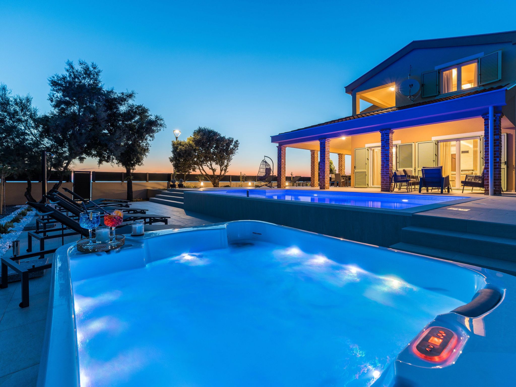 Villa "Mar" am Strand mit beheiztem Pool, Jacuzzi-Image-tags.info