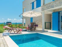 Villa Miri Jasmine: Direct aan zee in Privlaka voor 10 personen - thumbnail 4