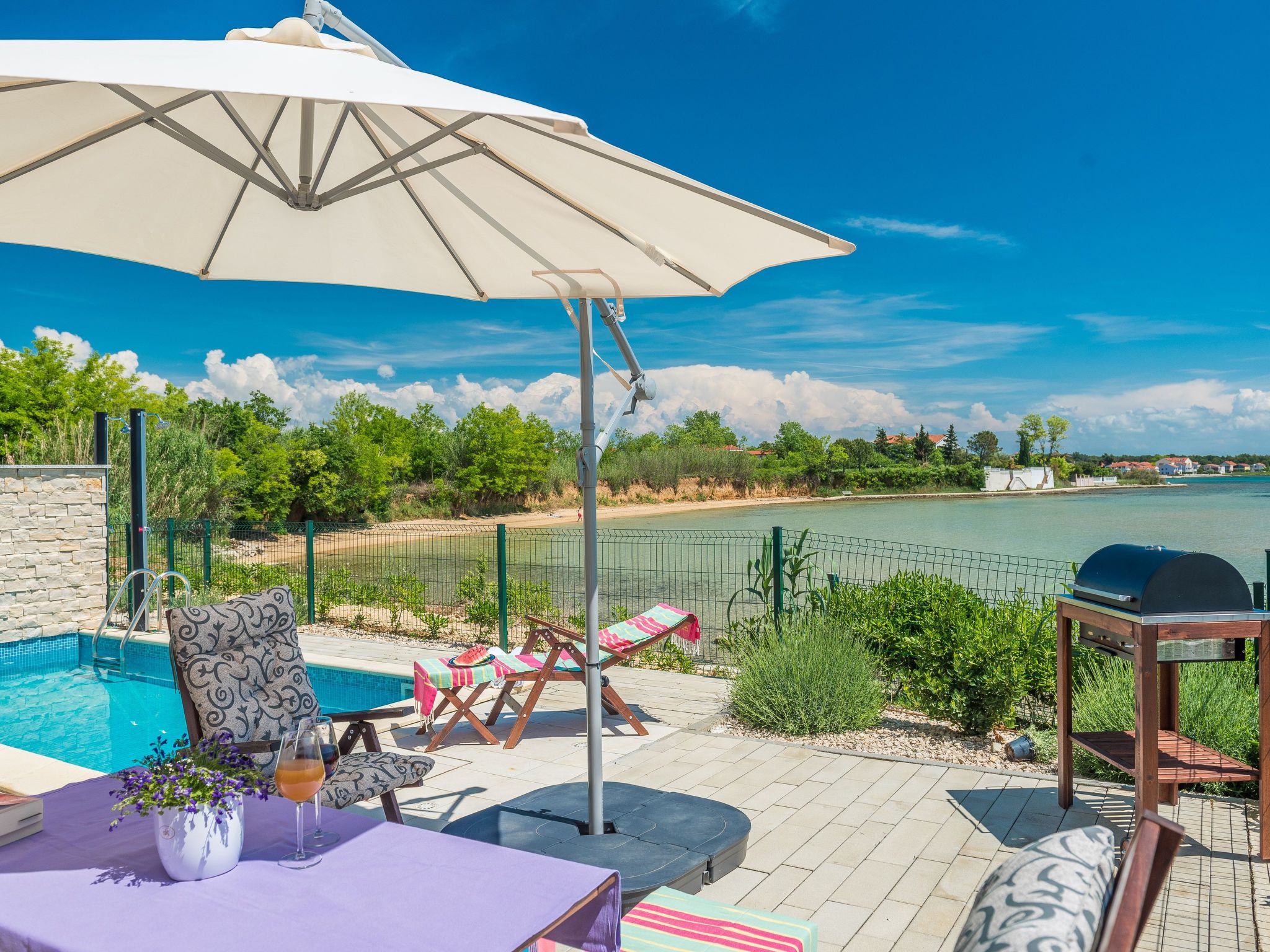 Villa Miri Jasmine - Buiten