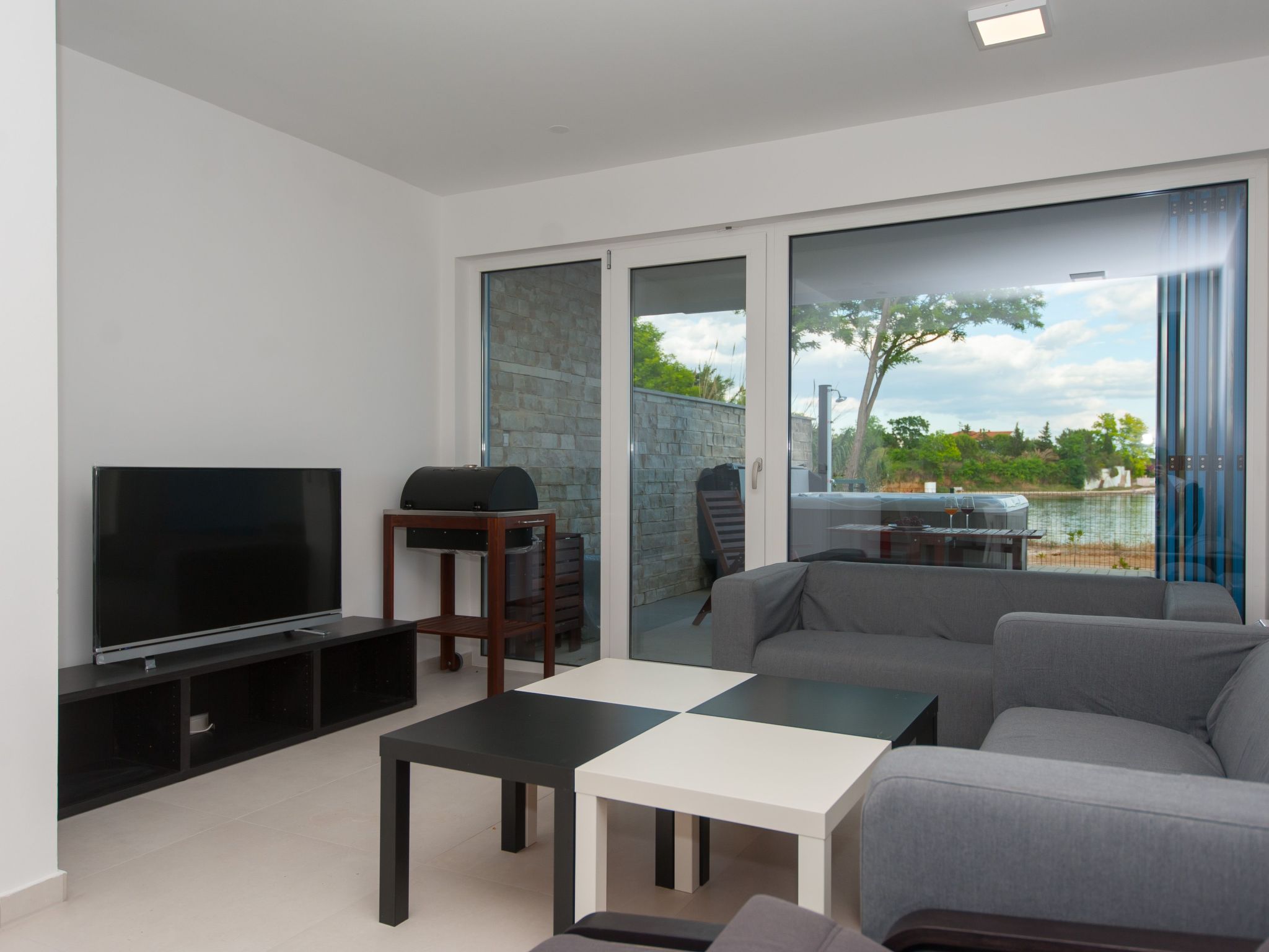 Ferienvilla "Miri Palme" mit Whirlpool-Drinnen