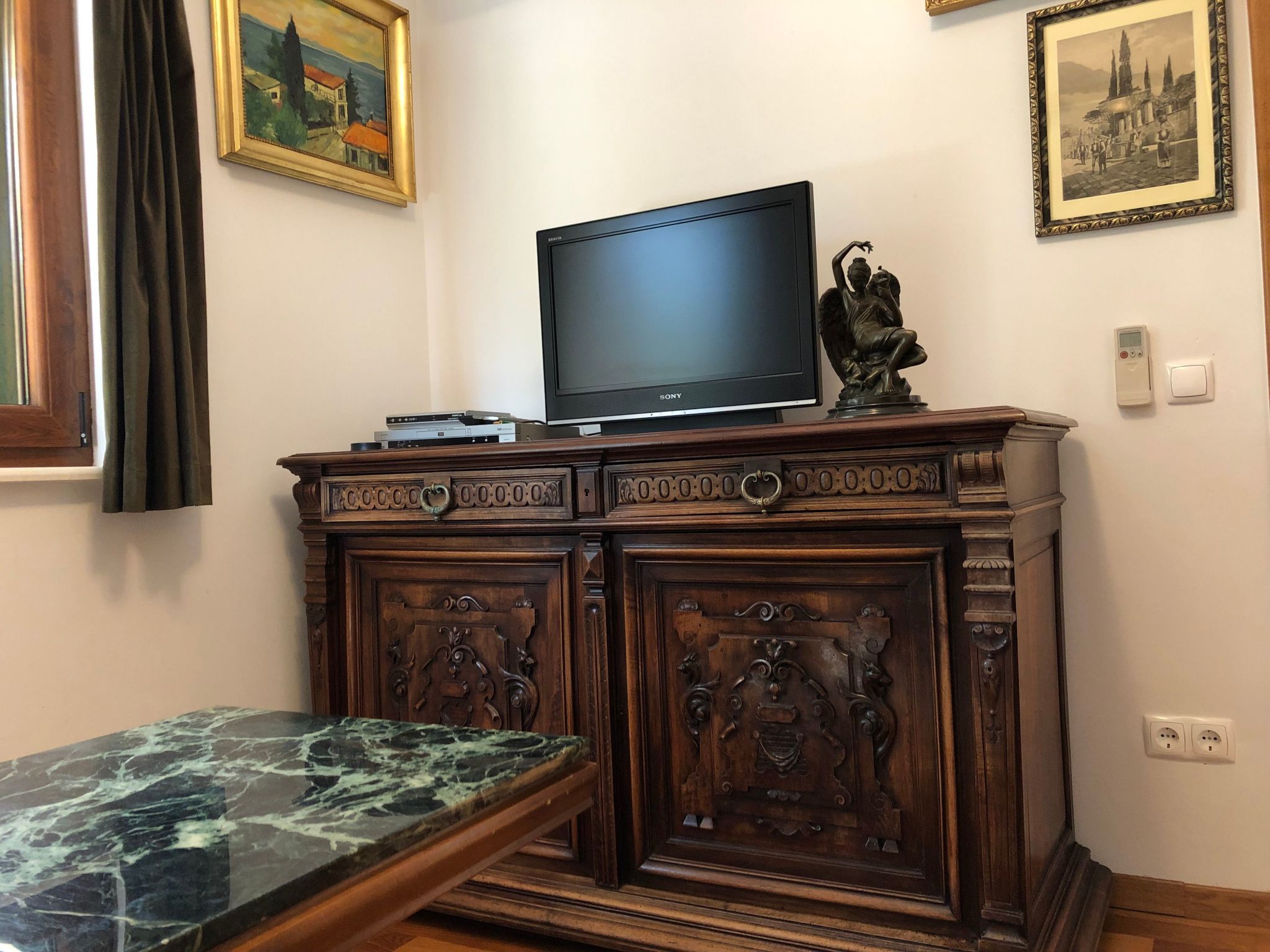 Villa Olive Grove-Drinnen