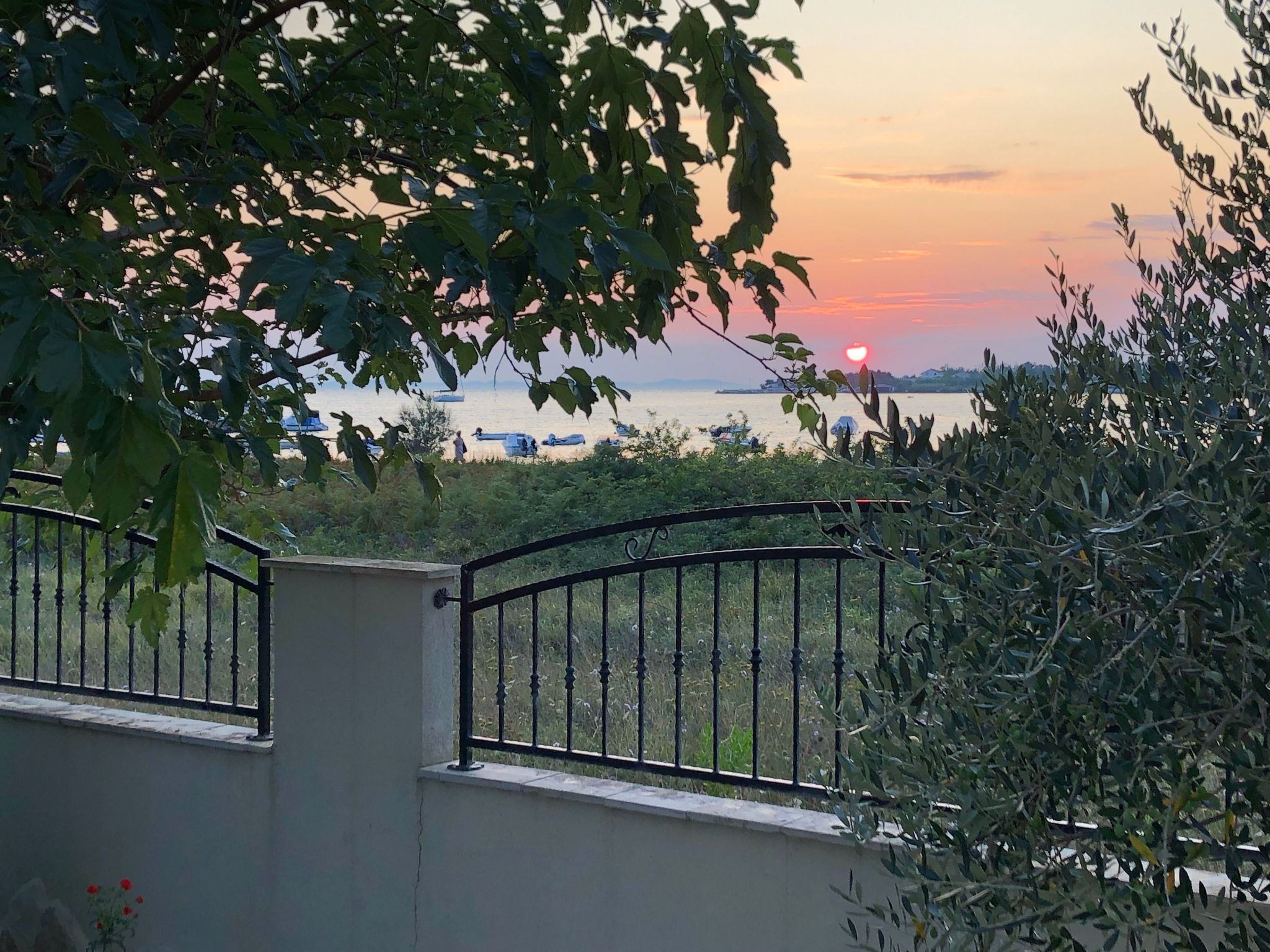 Villa Olive Grove-Drinnen