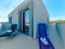 Knus appartement aan zee in Privlaka, 200m van het strand - thumbnail 2