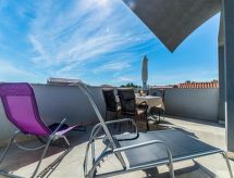 Knus appartement aan zee in Privlaka, 200m van het strand - thumbnail 3