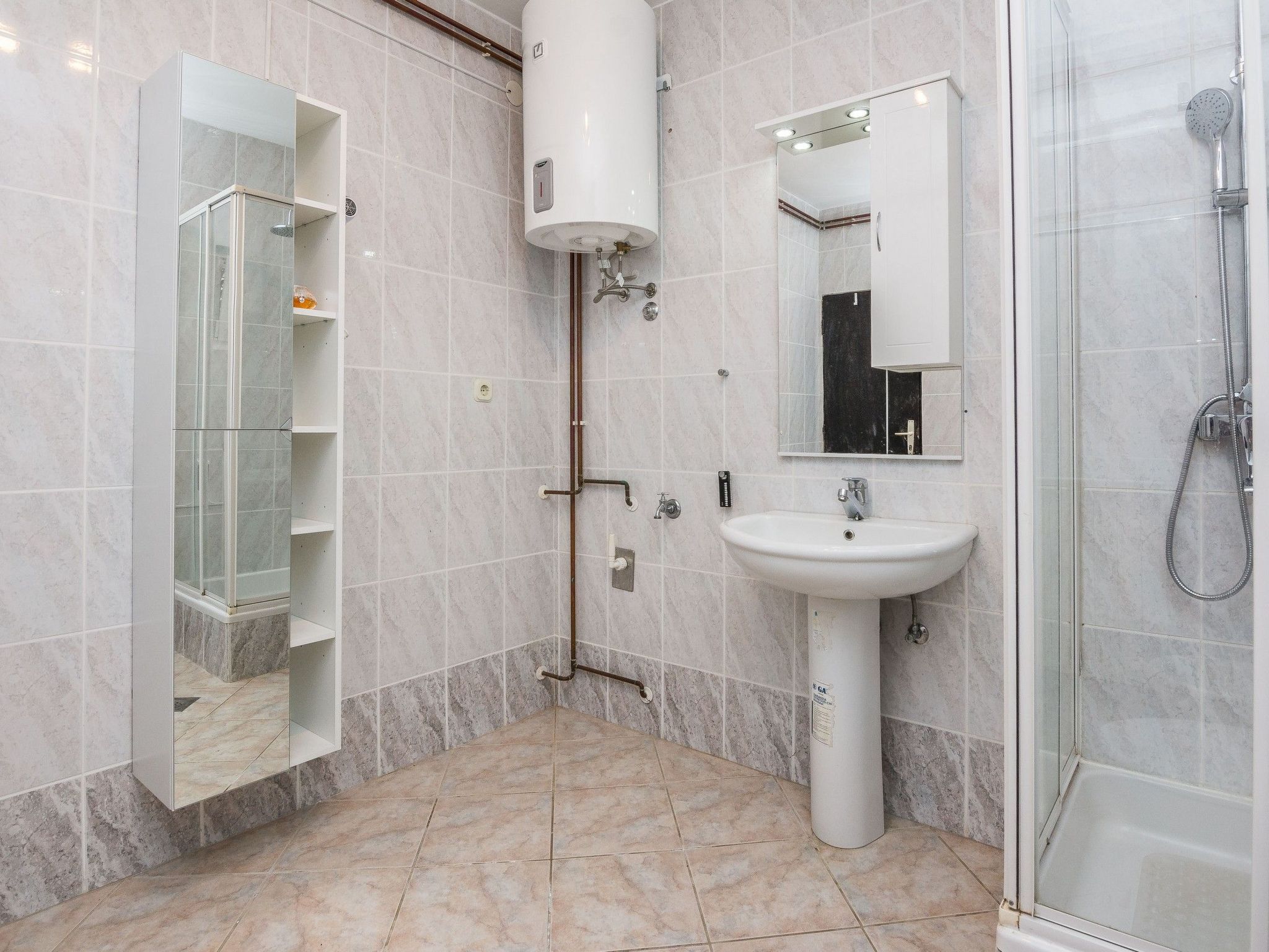 Apartment Napros 1-Image-tags.info