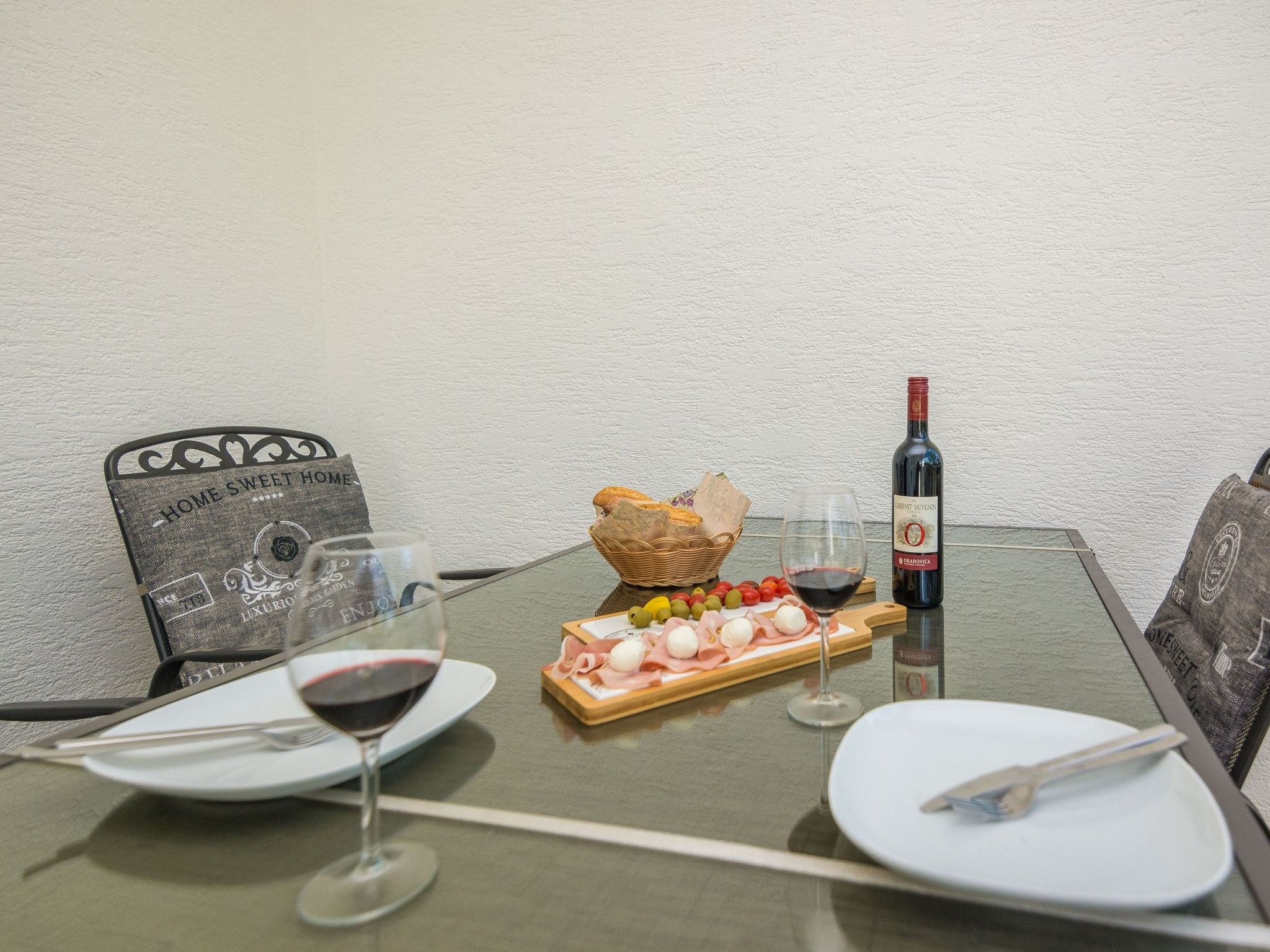 Apartment Napros 1-Image-tags.info