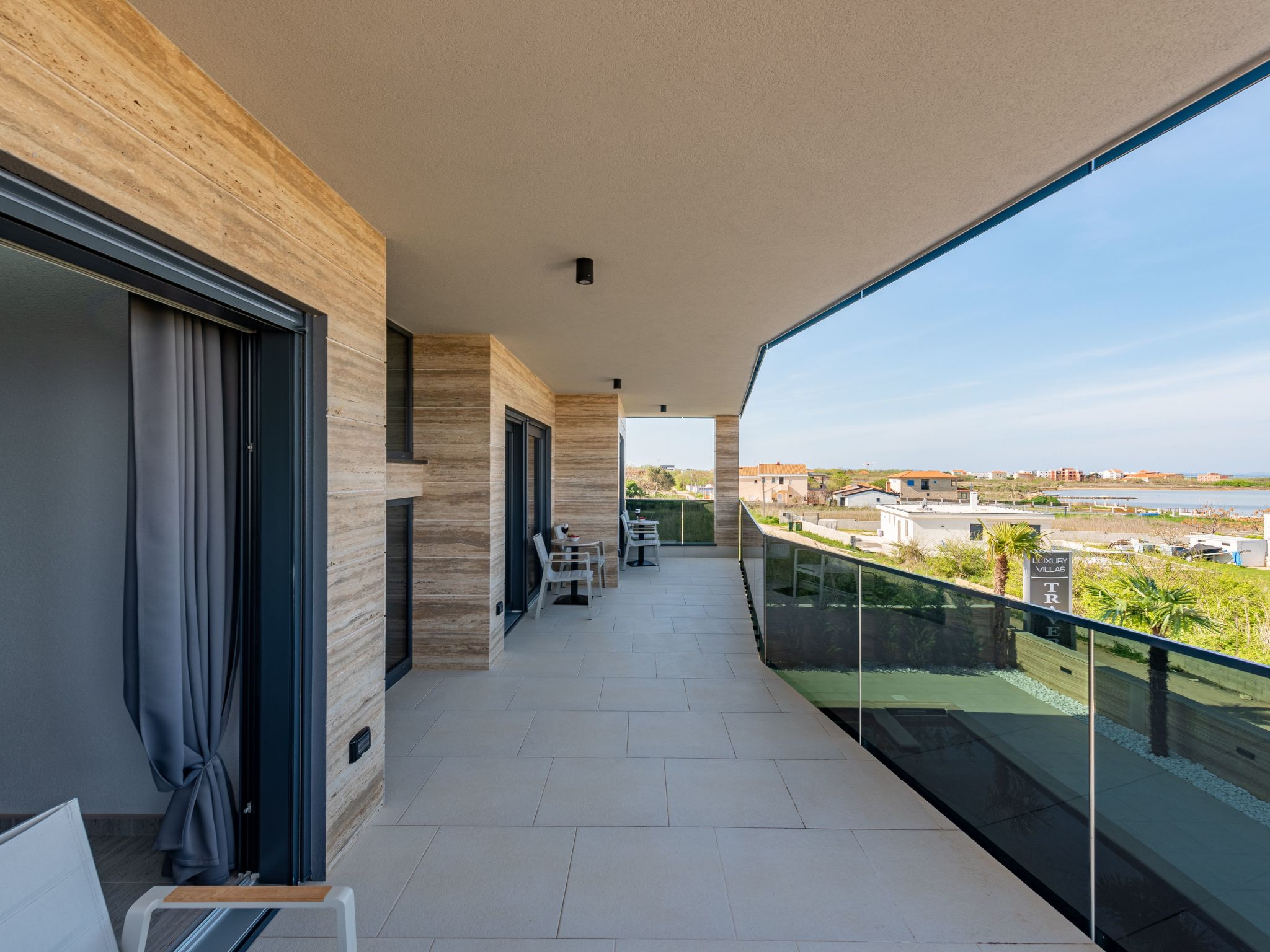 Villa Travera 1-Image-tags.info