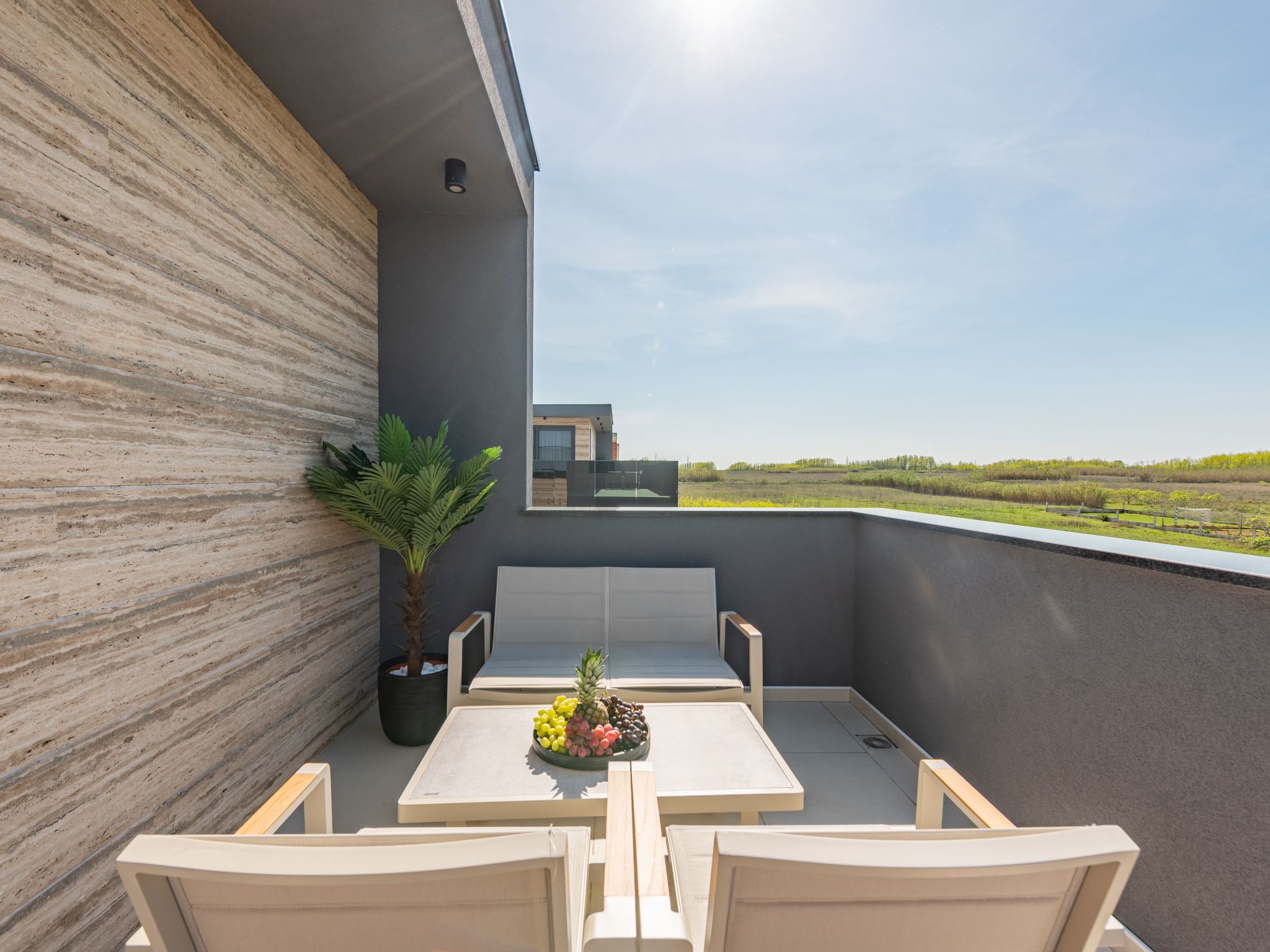 Villa Travera 1-Image-tags.info