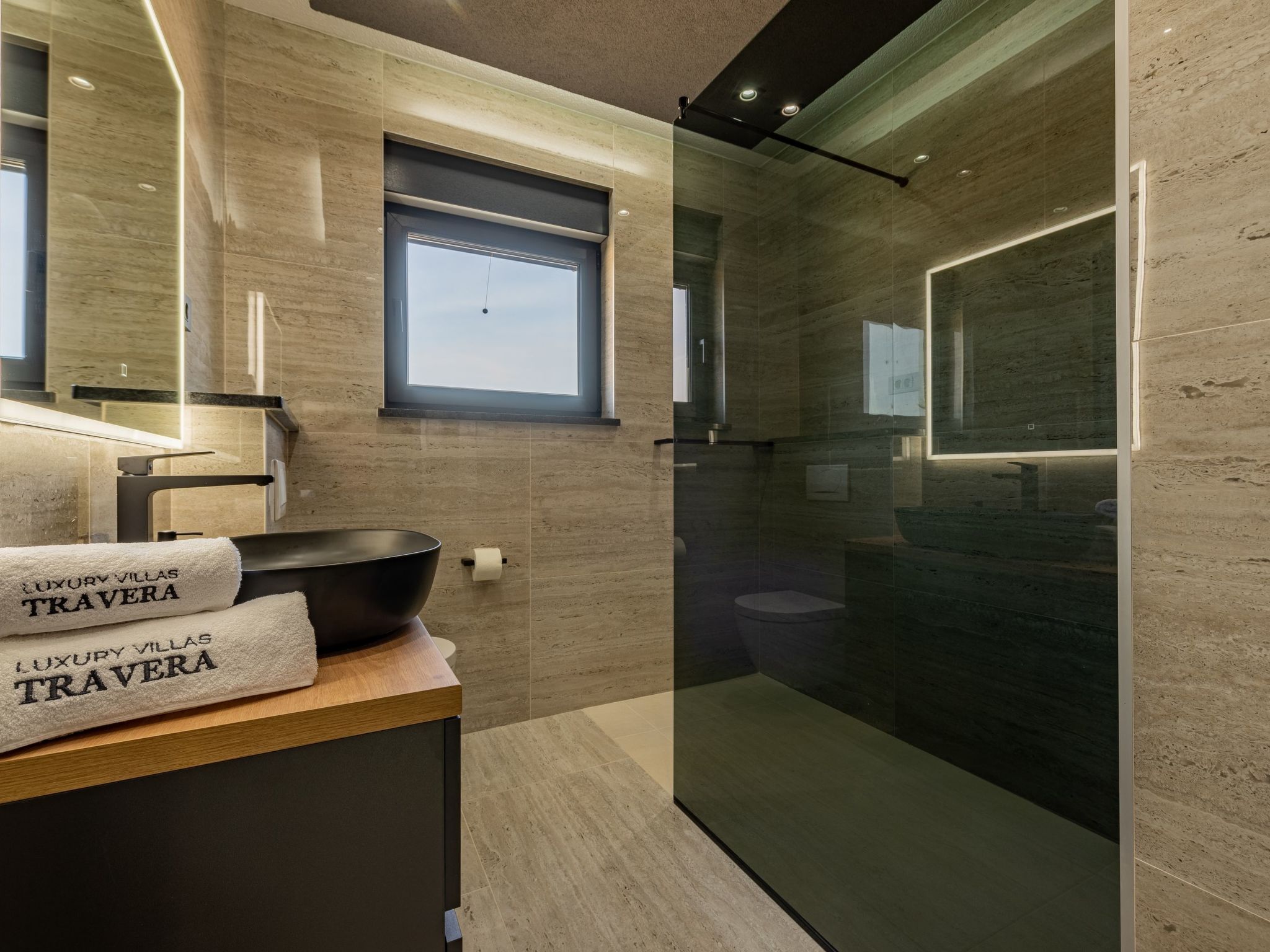 Villa Travera 3-Image-tags.info