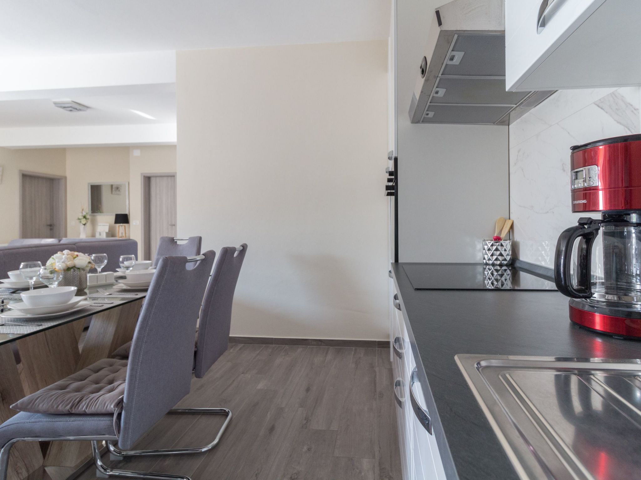 Villa Nicolle-Image-tags.info