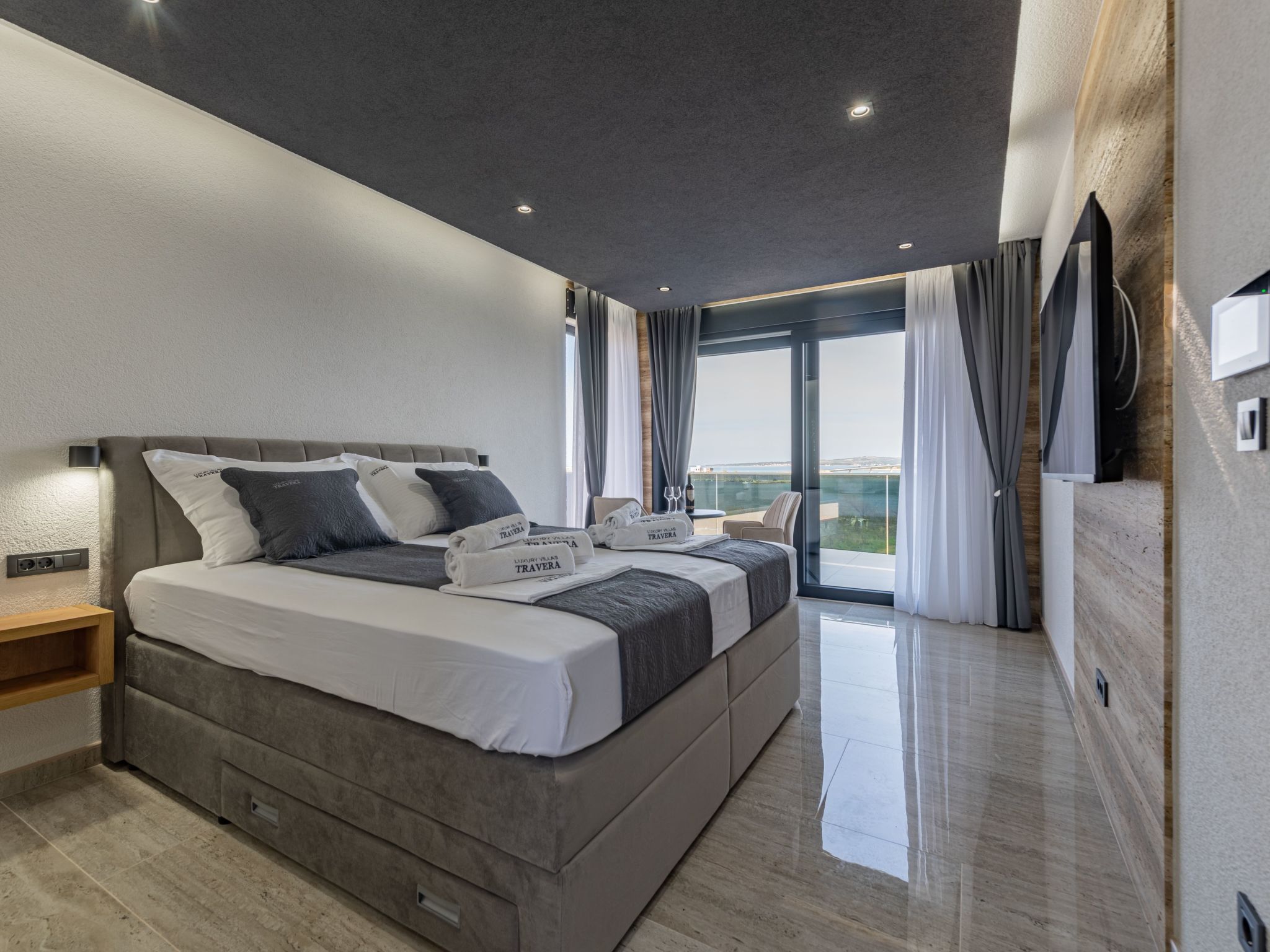 Villa Travera 2-Image-tags.info