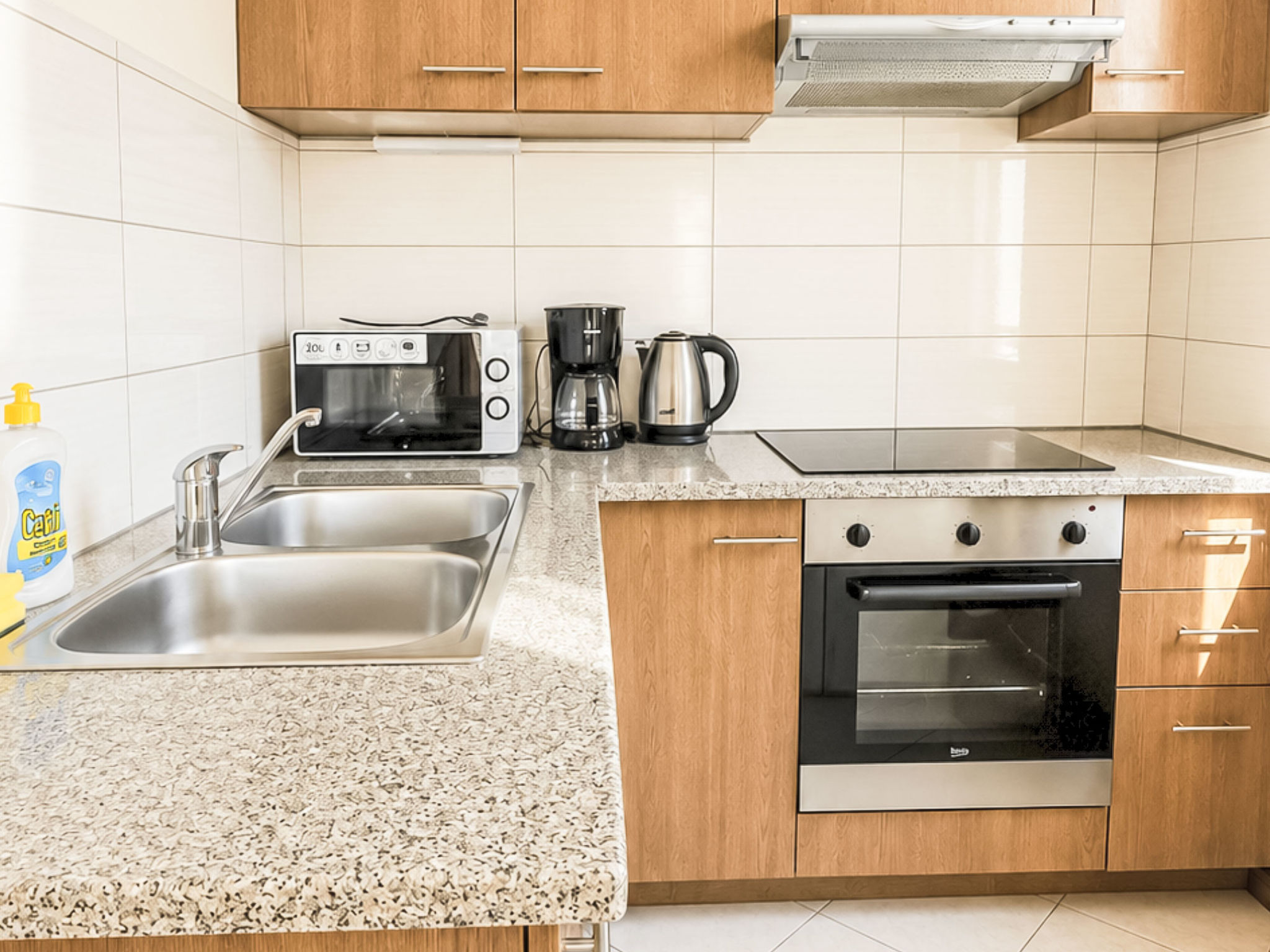Mare 02 in Privlaka - by TA Leut Agency - Binnen