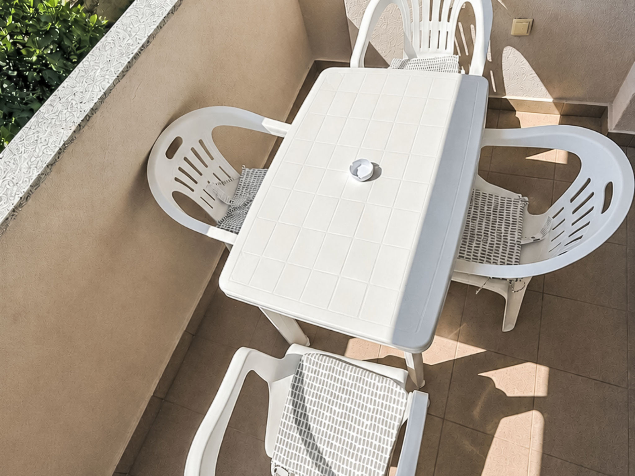 Mare 02 in Privlaka - by TA Leut Agency