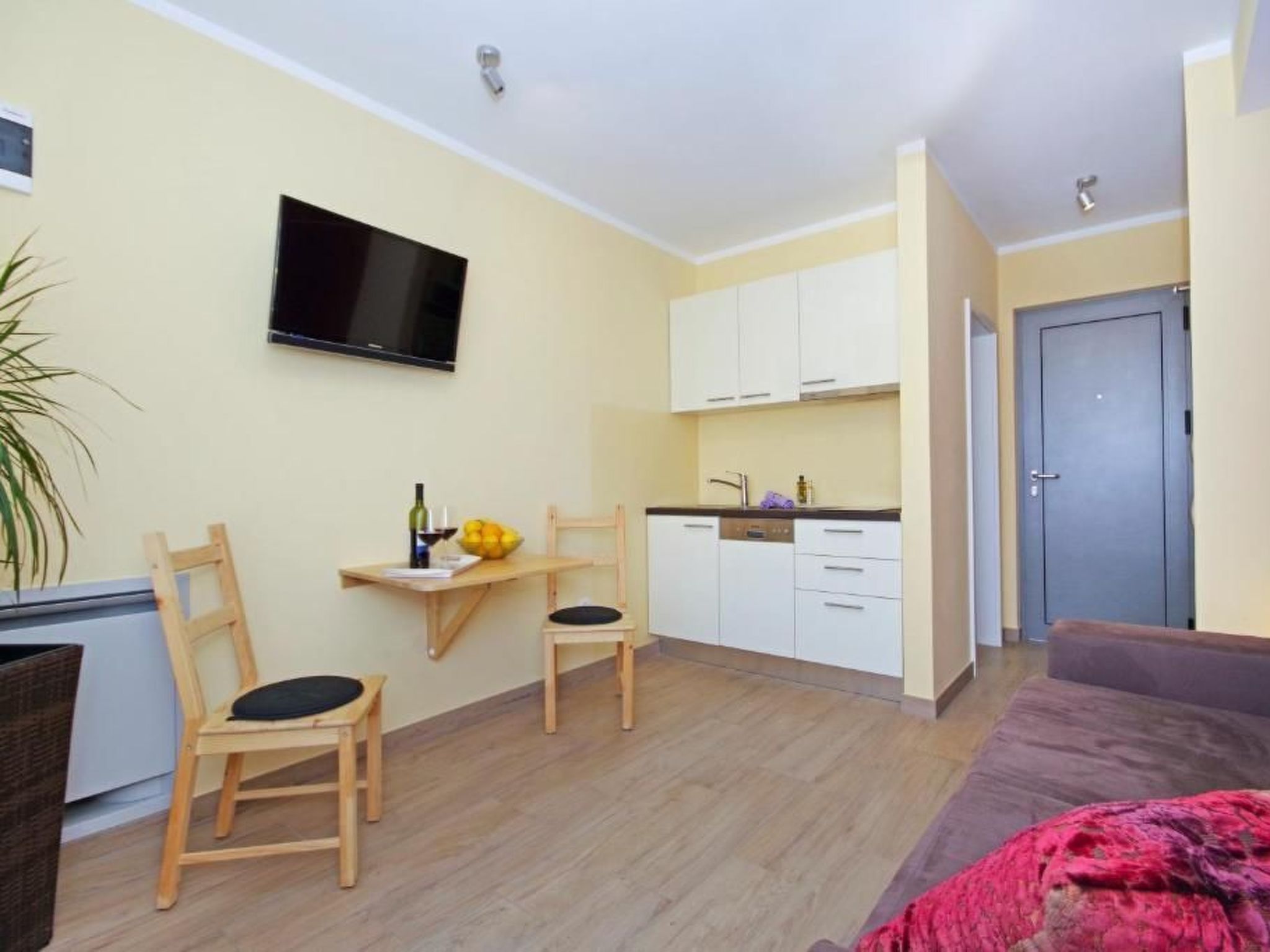 Apartment Laura-Image-tags.info