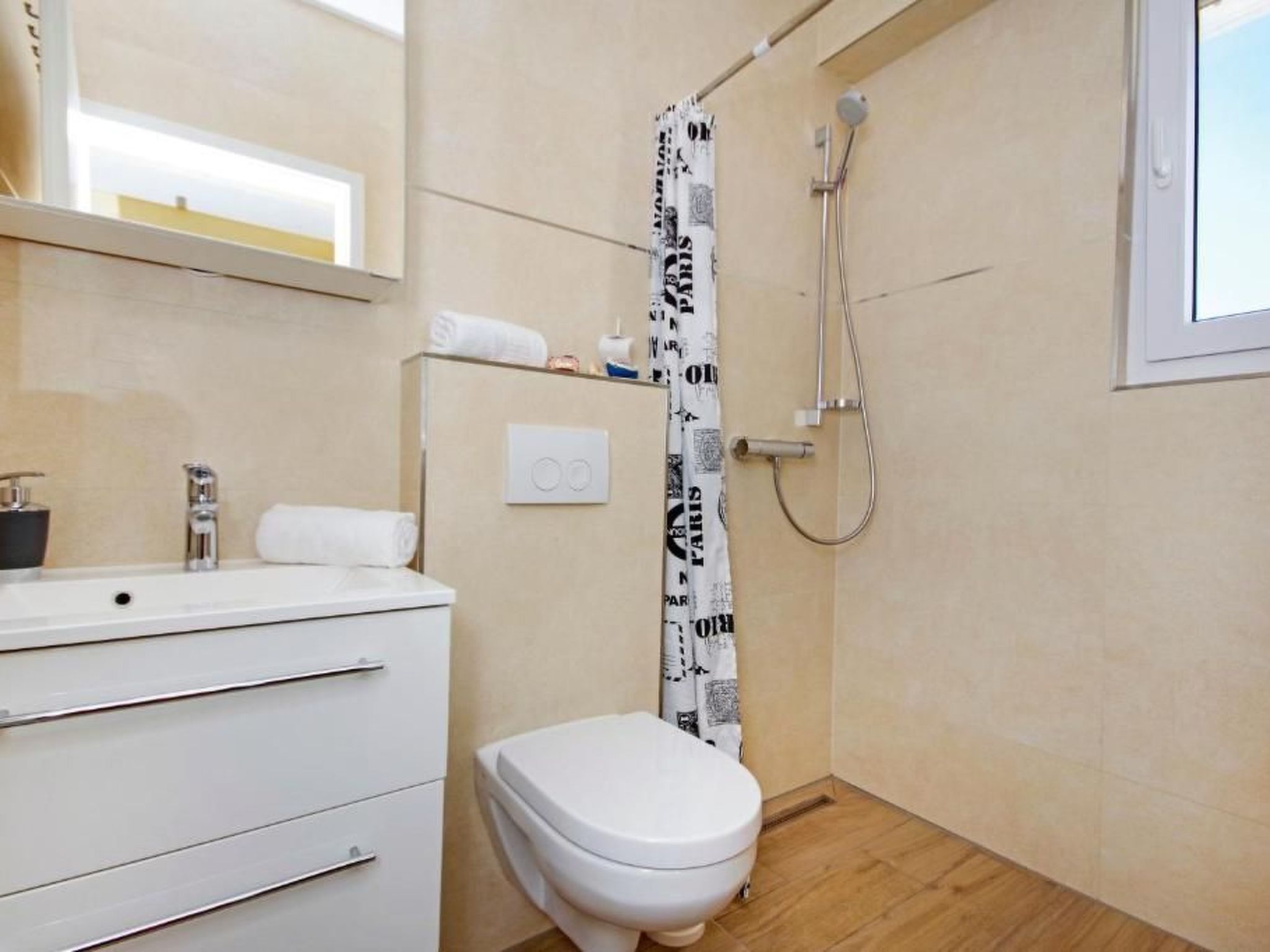 Apartment Laura-Image-tags.info