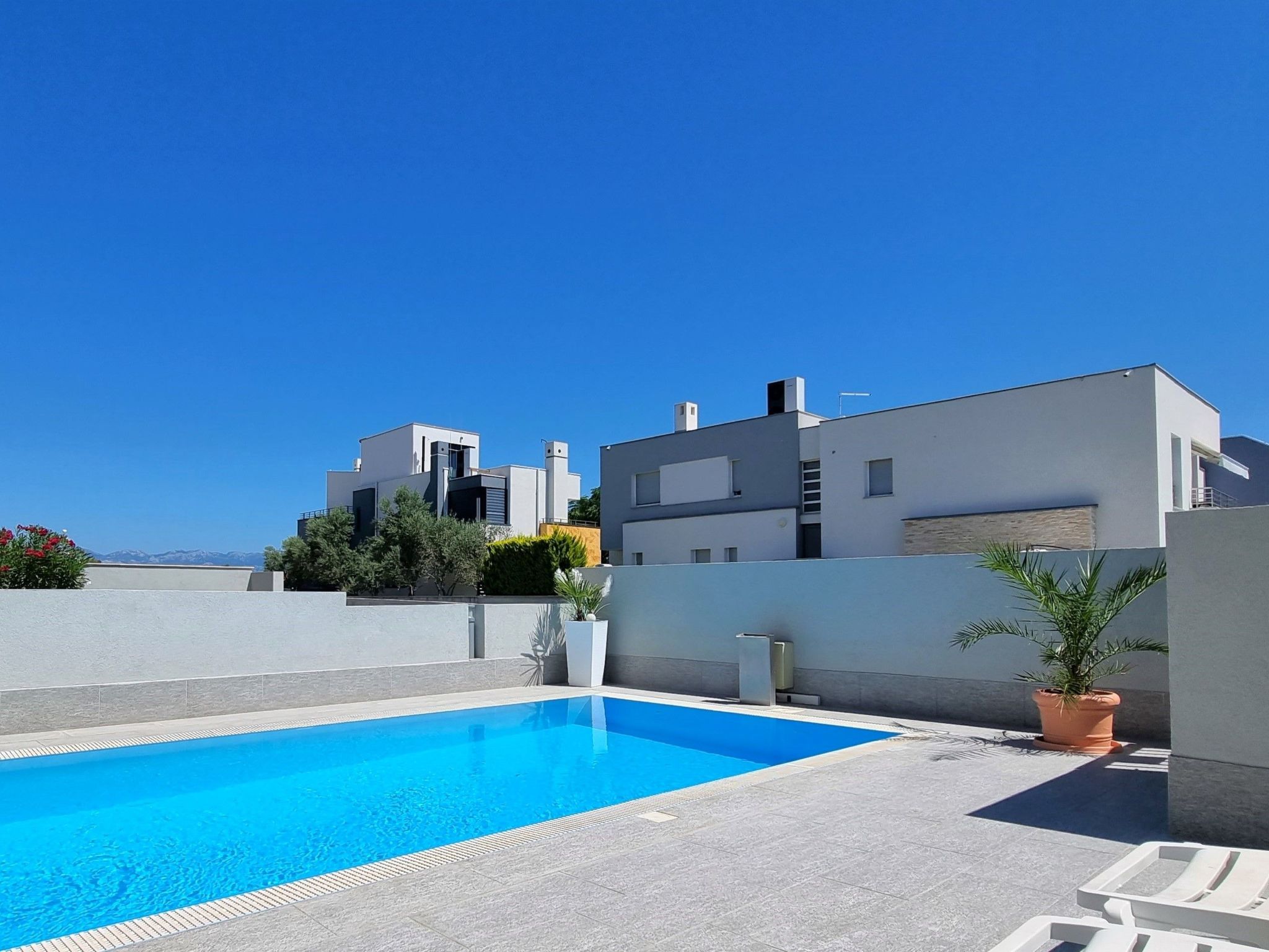 Bezaubernde Ferienwohnung mit gemeinsamem Pool-Drinnen