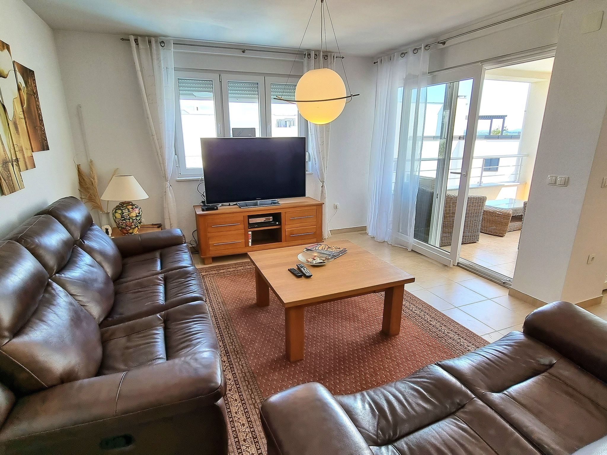 Bezaubernde Ferienwohnung mit gemeinsamem Pool-Drinnen